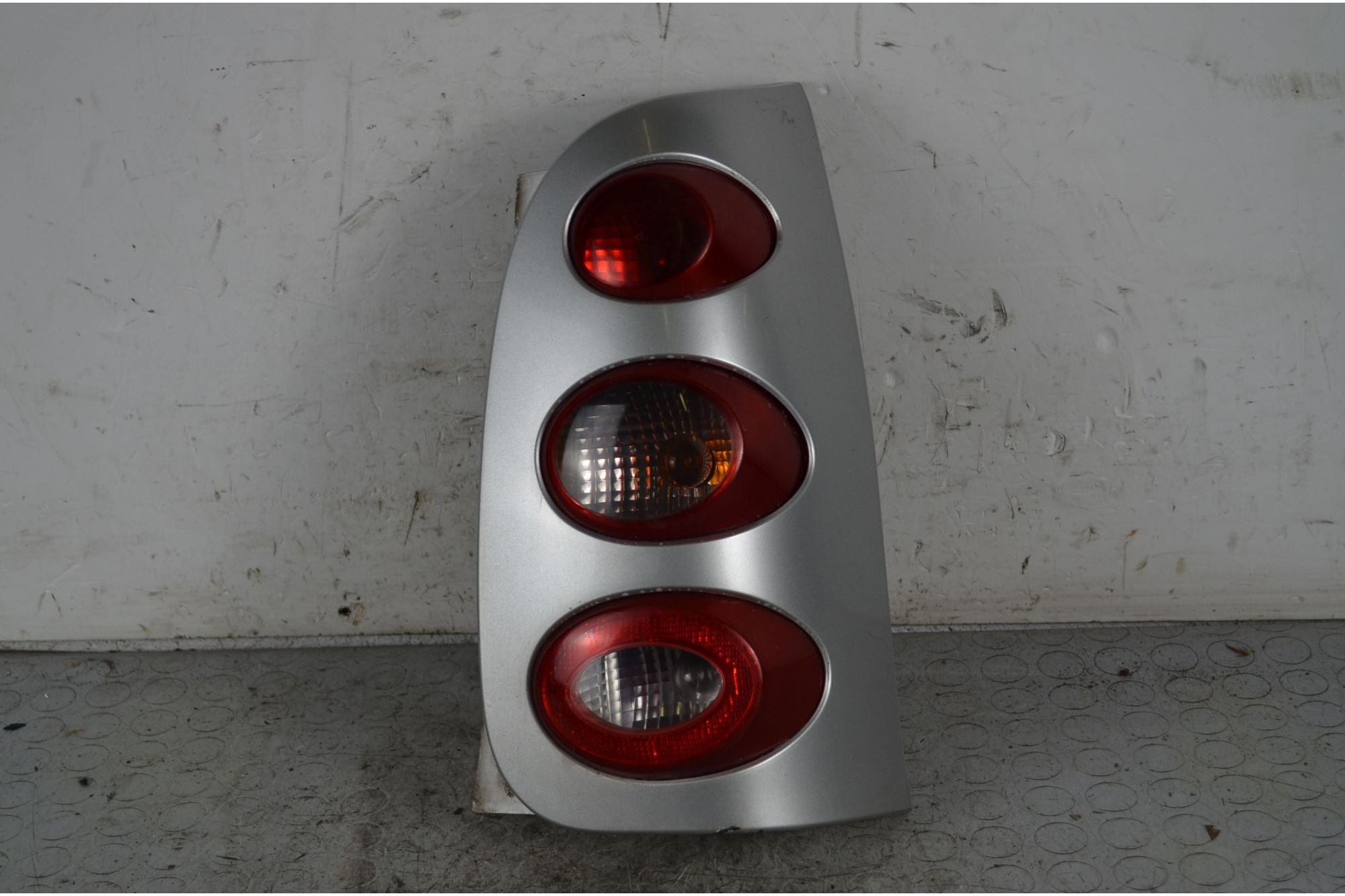 Fanale Stop Posteriore DX Smart ForTwo W450 Dal 1998 al 2007 Cod Q0013203V001000000  1736840643075