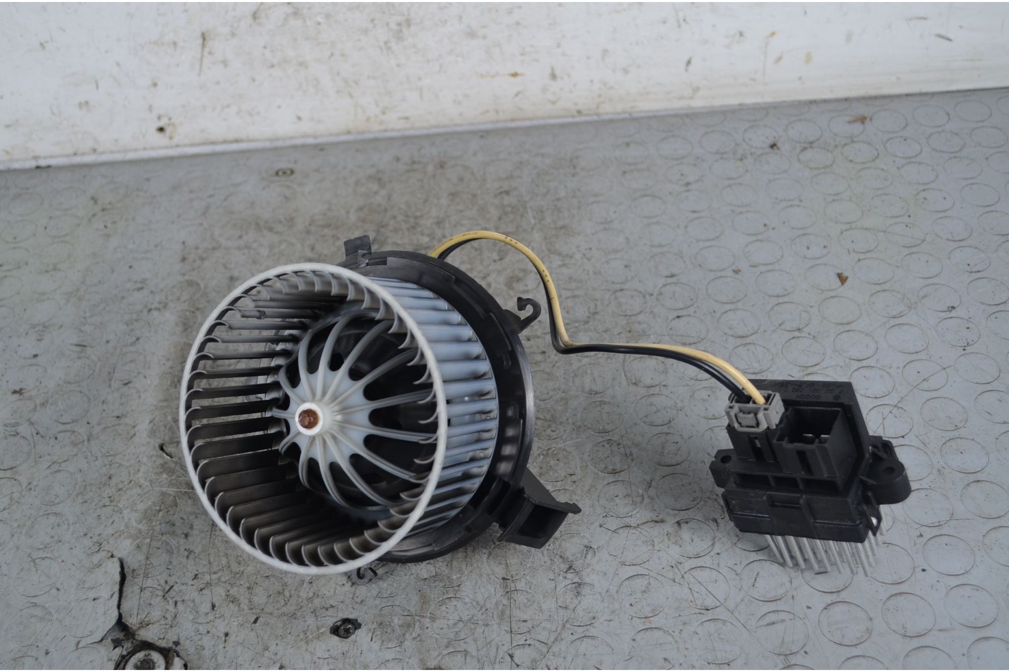 Ventola Abitacolo Opel Astra J Dal 2009 al 2020 Cod U7253002  1736852007797