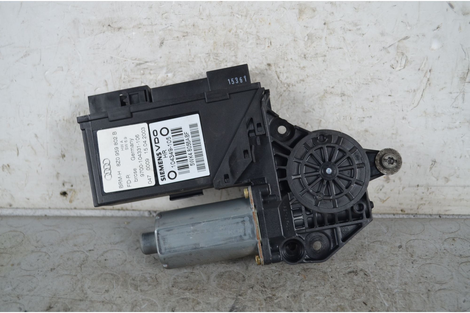 Motorino Alzavetro Posteriore DX Audi A2 Dal 1999 al 2005 Cod 8Z0959802B  1737018439537