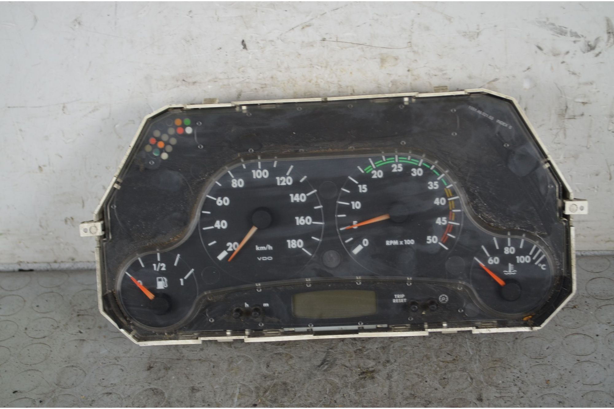 Strumentazione Contachilometri Completa Iveco Daily Dal 2000 al 2005 Cod 504008190  1737021790281