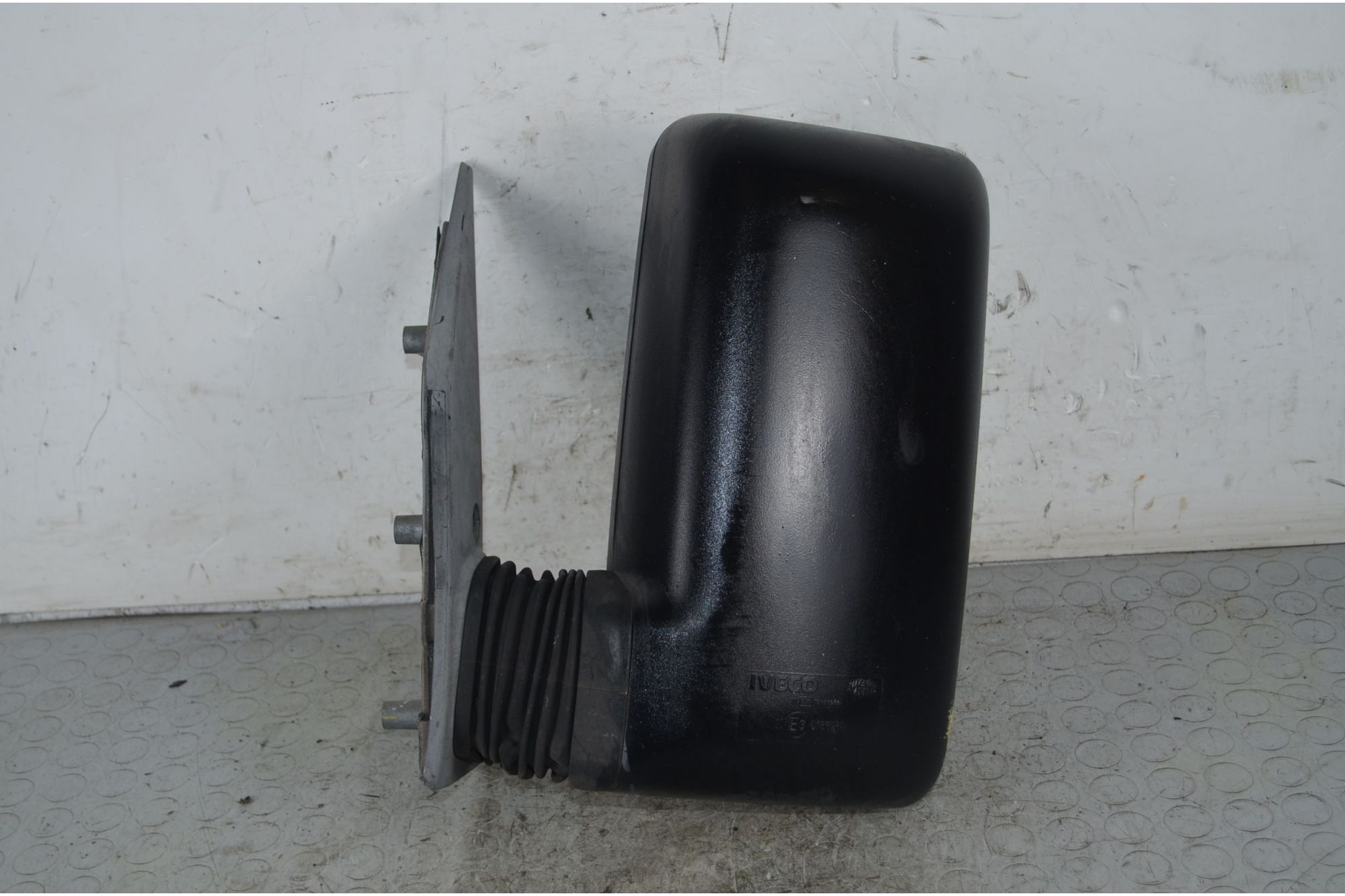 Specchietto Retrovisore esterno SX Iveco Daily Dal 1999 al 2006 Cod 500325706  1737022639596