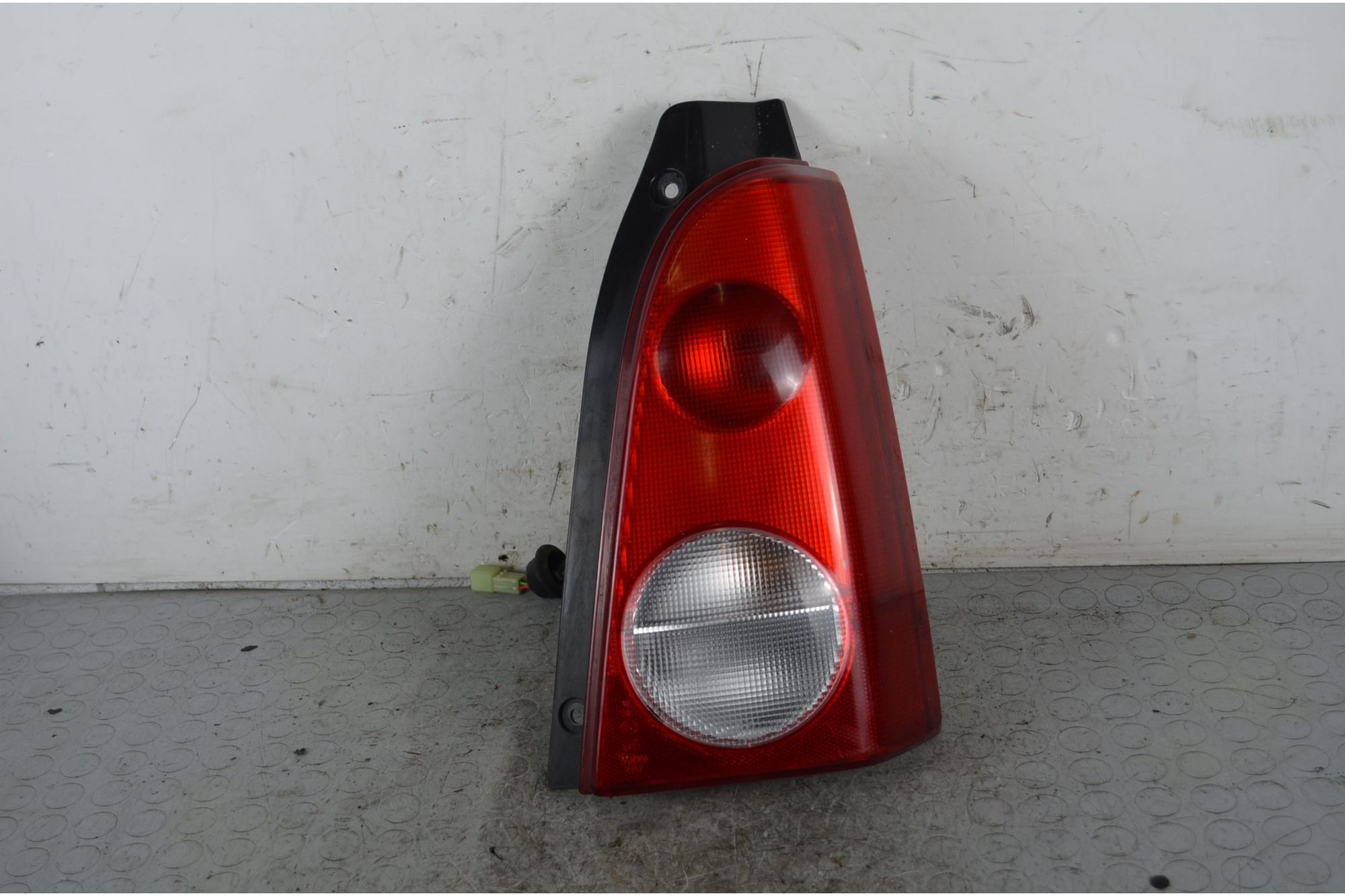 Fanale Stop Posteriore DX Opel Agila A  Dal 2000 al 2007 Cod 9209545  1737035567480