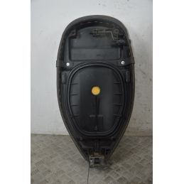 Sella Piaggio Vespa ET2 / ET4 / 50 / 125 / 150 dal 1996 al 2006  1737037632889