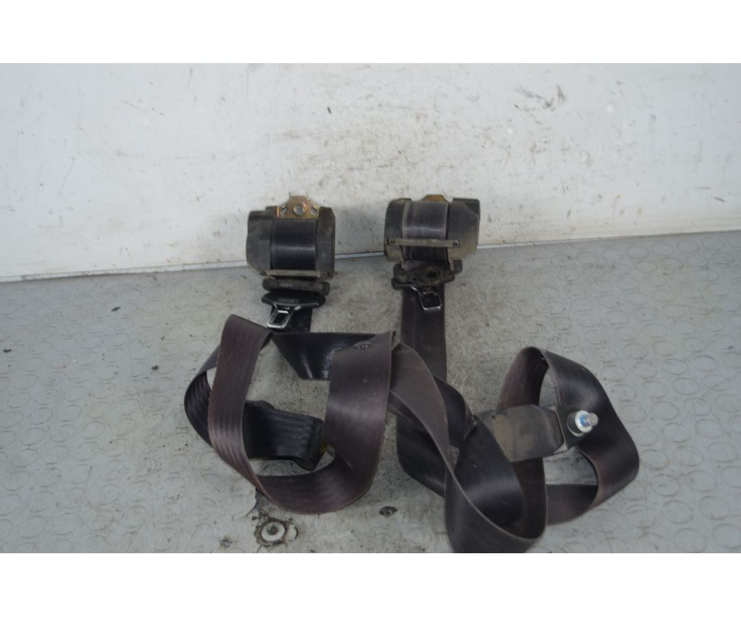 Cinture Di Sicurezza Anteriori DX e SX Iveco Daily Dal 1999 al 2006 Cod 047113 1737109689087 Cinture Di Sicurezza Anteriori DX e SX Iveco Daily Dal 1999 al 2006 Cod 047113 1737109689087