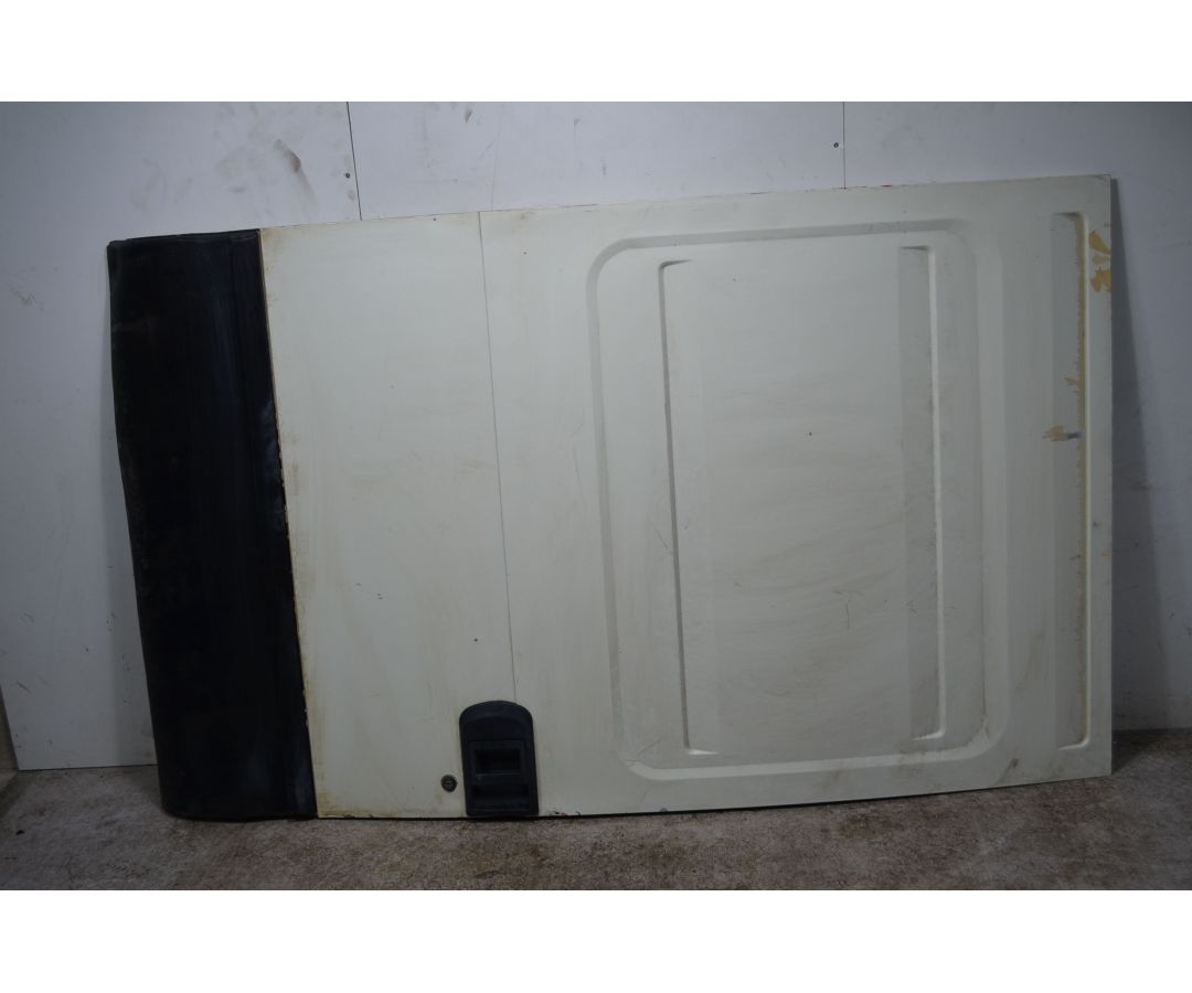 Portiera Sportello Posteriore Scorrevole DX Iveco Daily Dal 1999 al 2005 1737121458364 Portiera Sportello Posteriore Scorrevole DX Iveco Daily Dal 1999 al 2005 1737121458364