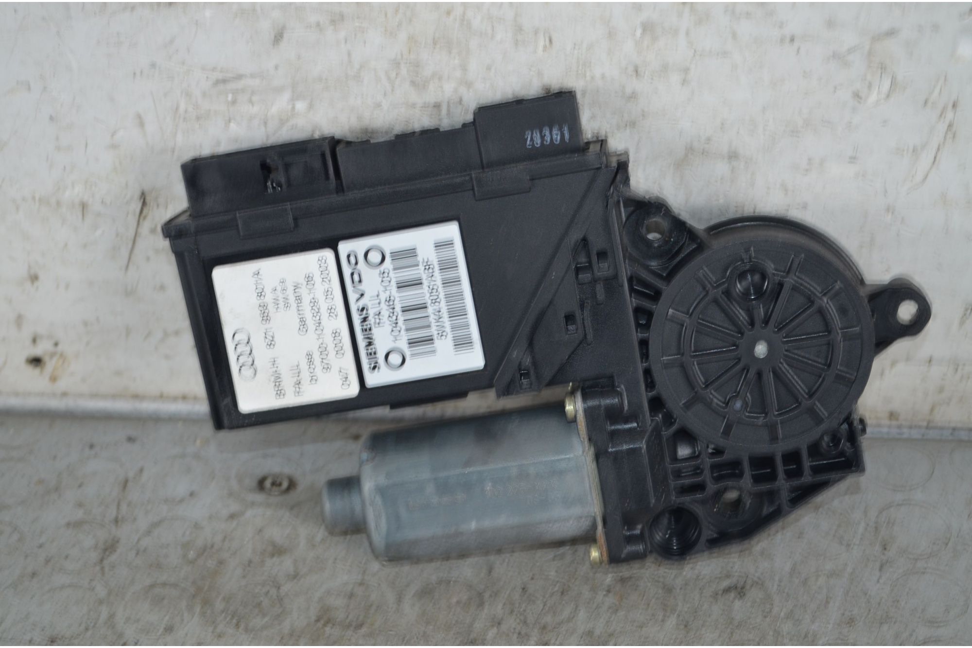 Motorino Alzavetro Anteriore SX Volkswagen Bora Dal 1998 al 2005 Cod BZ1959801A  1737373244326