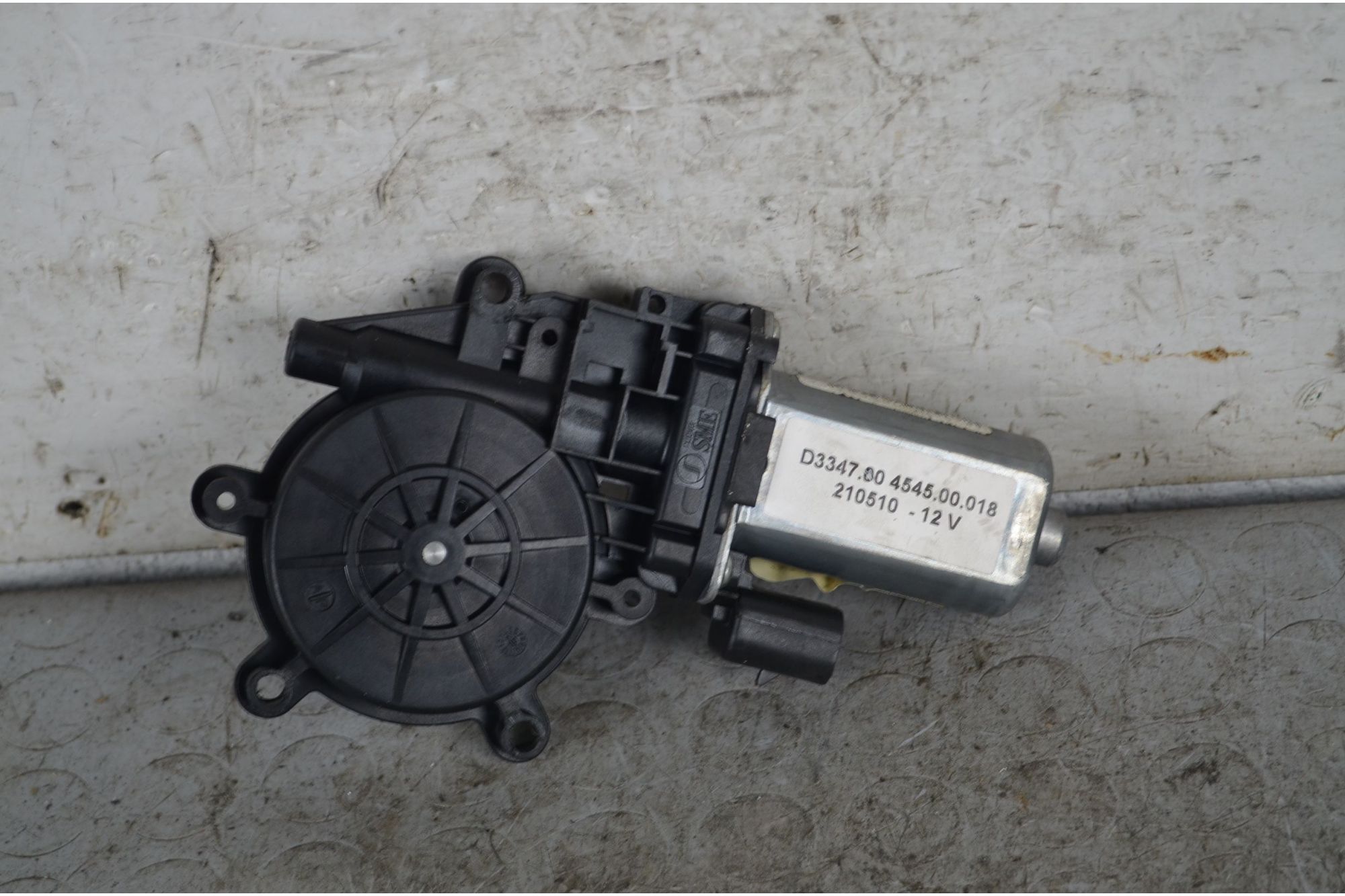 Motorino Alzavetri Anteriore SX Renault Megane  Dal 1995 al 2003 Cod D334700454500018  1737378100696