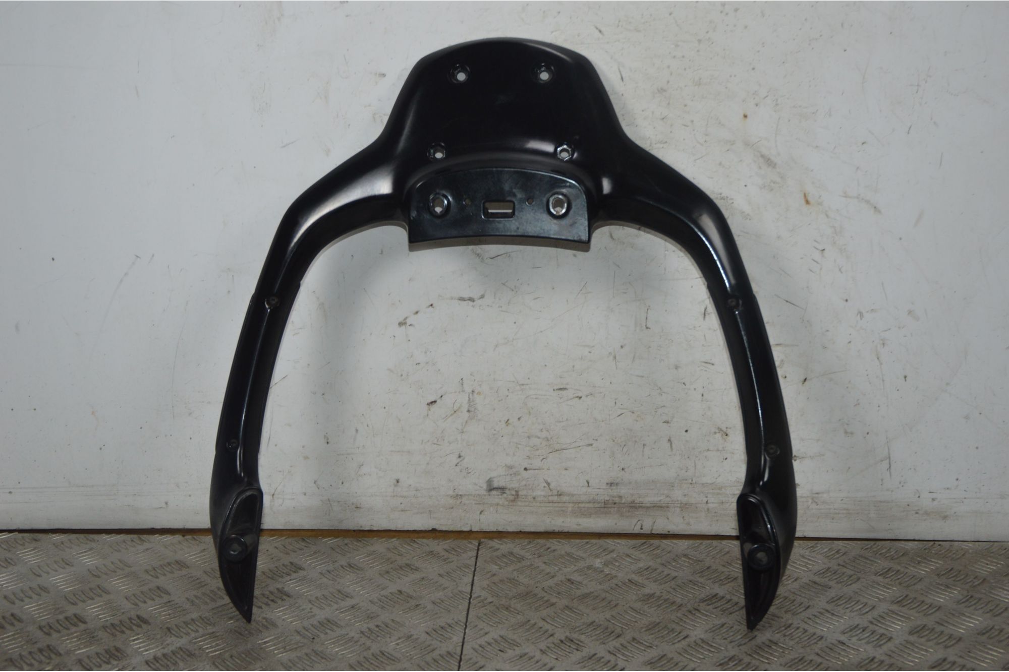 Maniglione Portapacchi Piaggio MP3 300 Sport IE Dal 2016 Al 2018  1737459409106