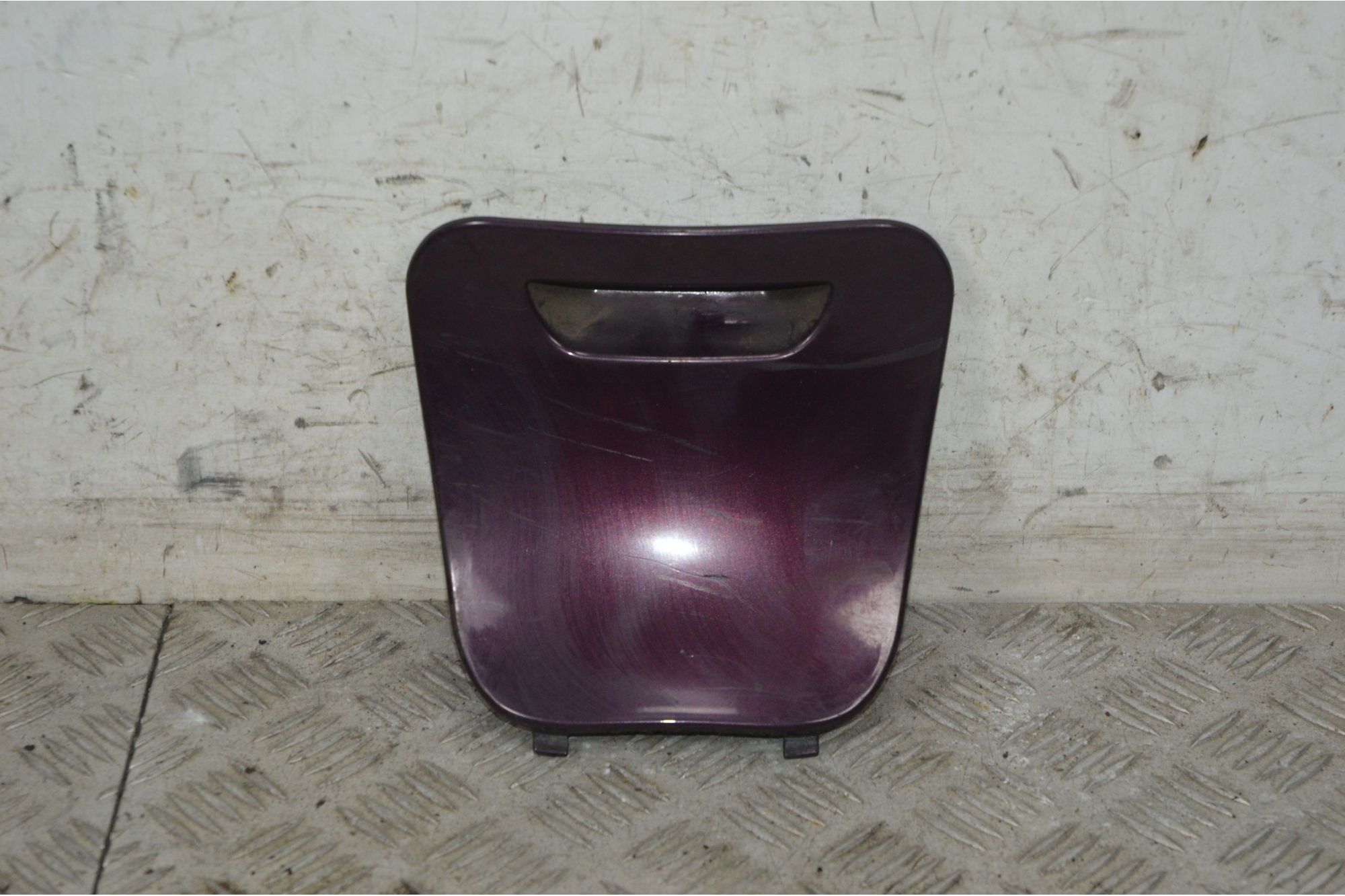 Carena Tappo Ispezione Piaggio Vespa LX 50 / 125 / 150 Dal 2012 al 2013  1737459648185