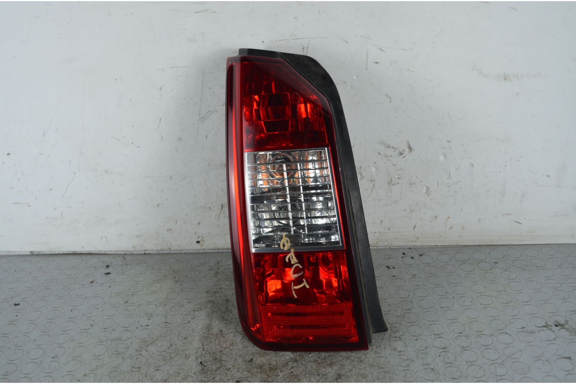 Fanale Stop Posteriore SX Fiat Idea Dal 2003 al 2010 Cod 46829509  1737466528883