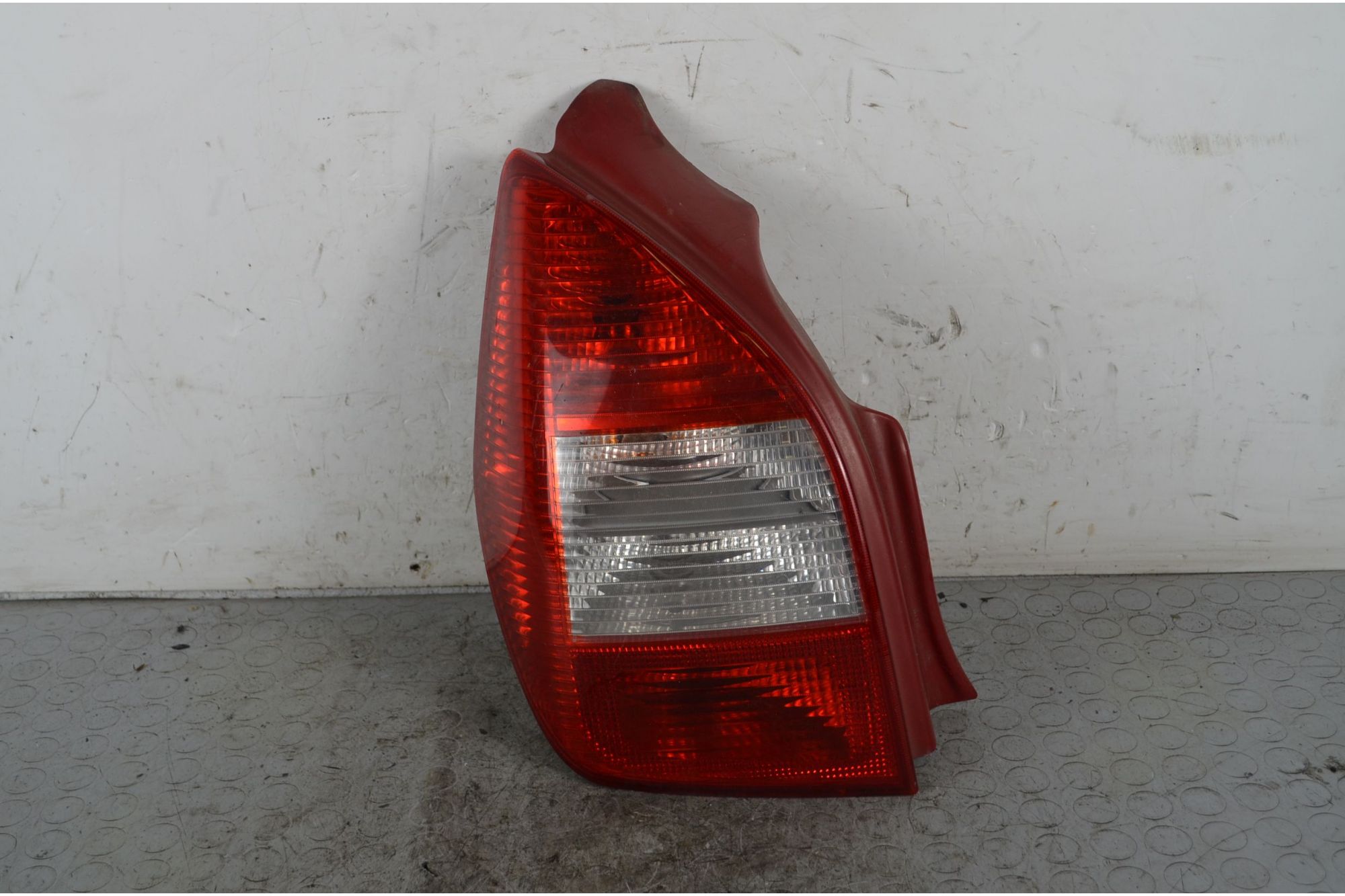 Fanale Stop Posteriore SX Citroen C2 Dal 2003 al 2009 Cod 6350S7  1737534709527