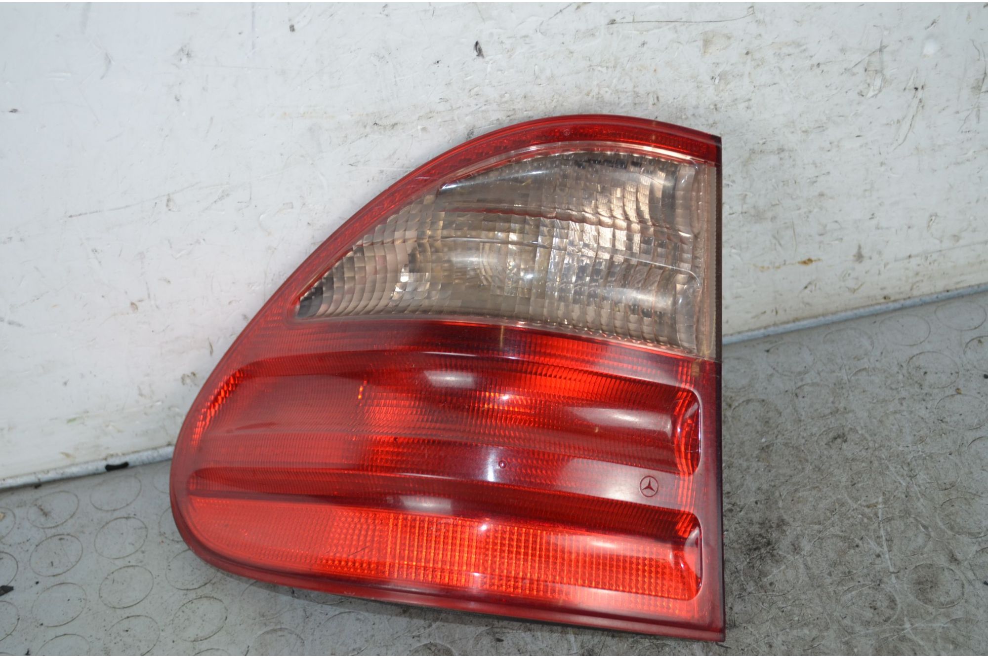 Fanale Stop Posteriore Esterno SX Mercedes Classe E W210 Dal 1995 al 2003 Cod A2108204764  1737535289660
