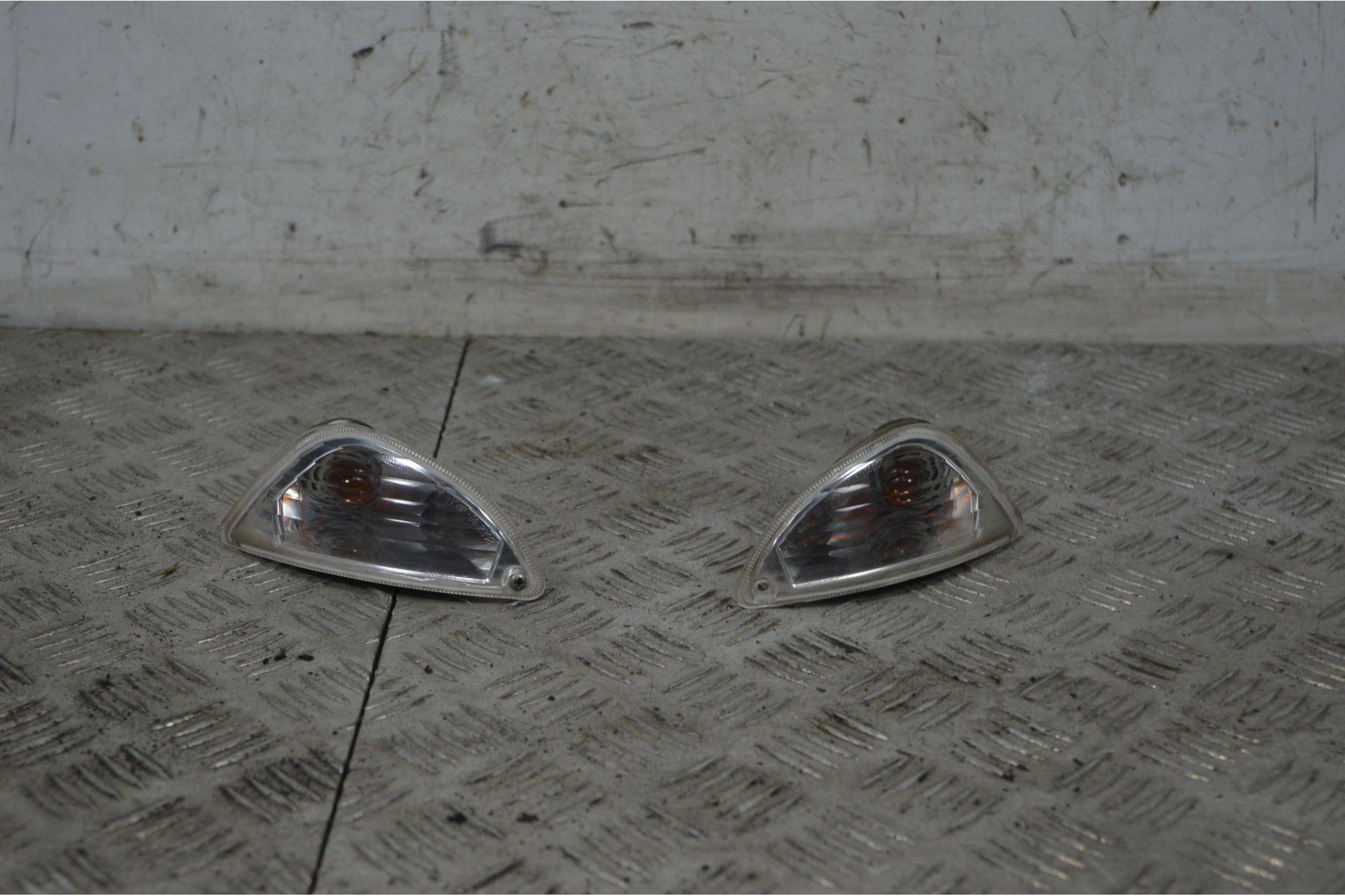 Coppia Frecce Posteriori Piaggio Vespa LX 50 / 125 / 150 Dal 2012 al 2013  1737539263925