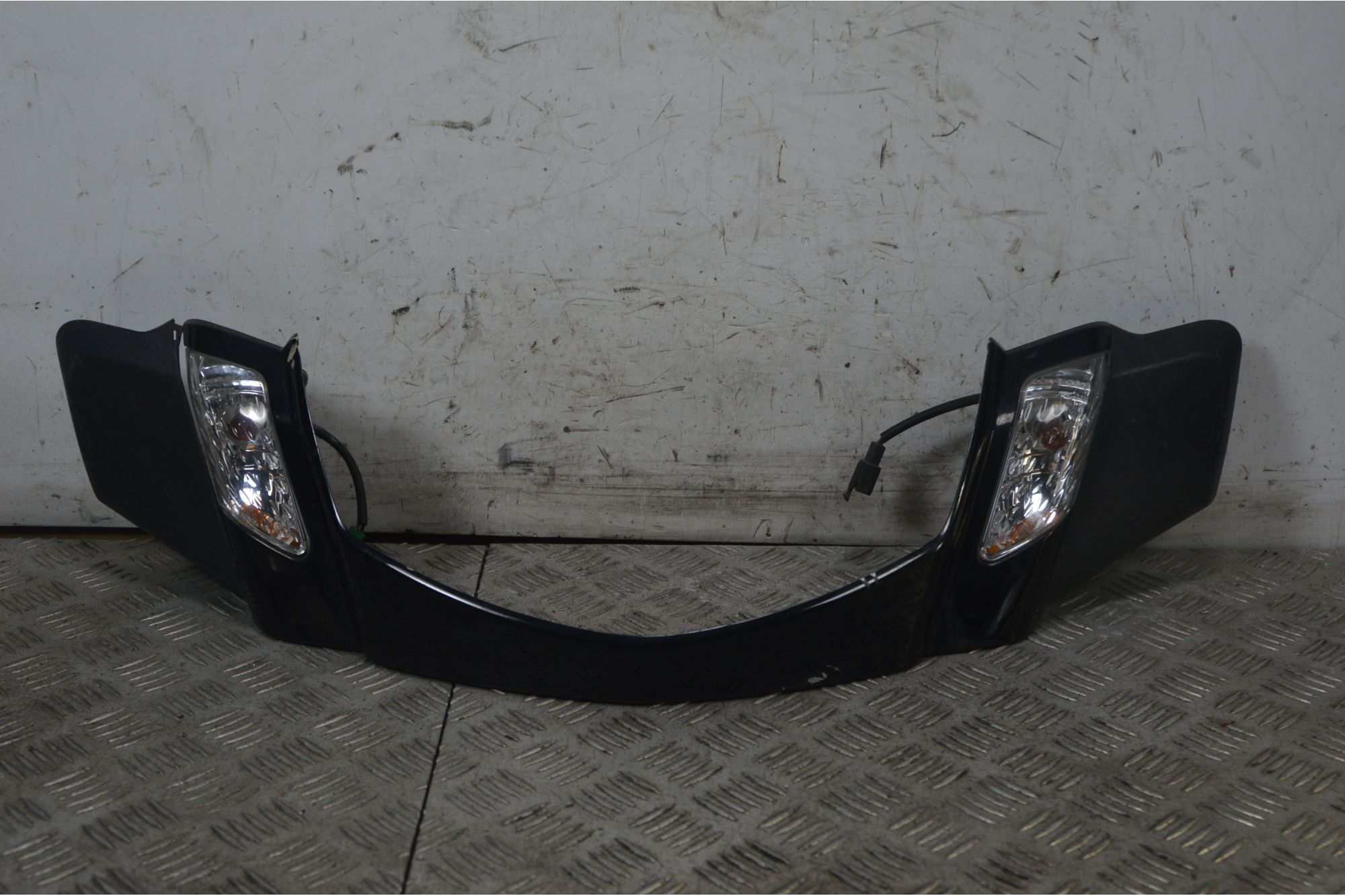 Carena Anteriore Con Frecce Yamaha Xmax X-max 250 dal 2005 al 2009  1737554287630