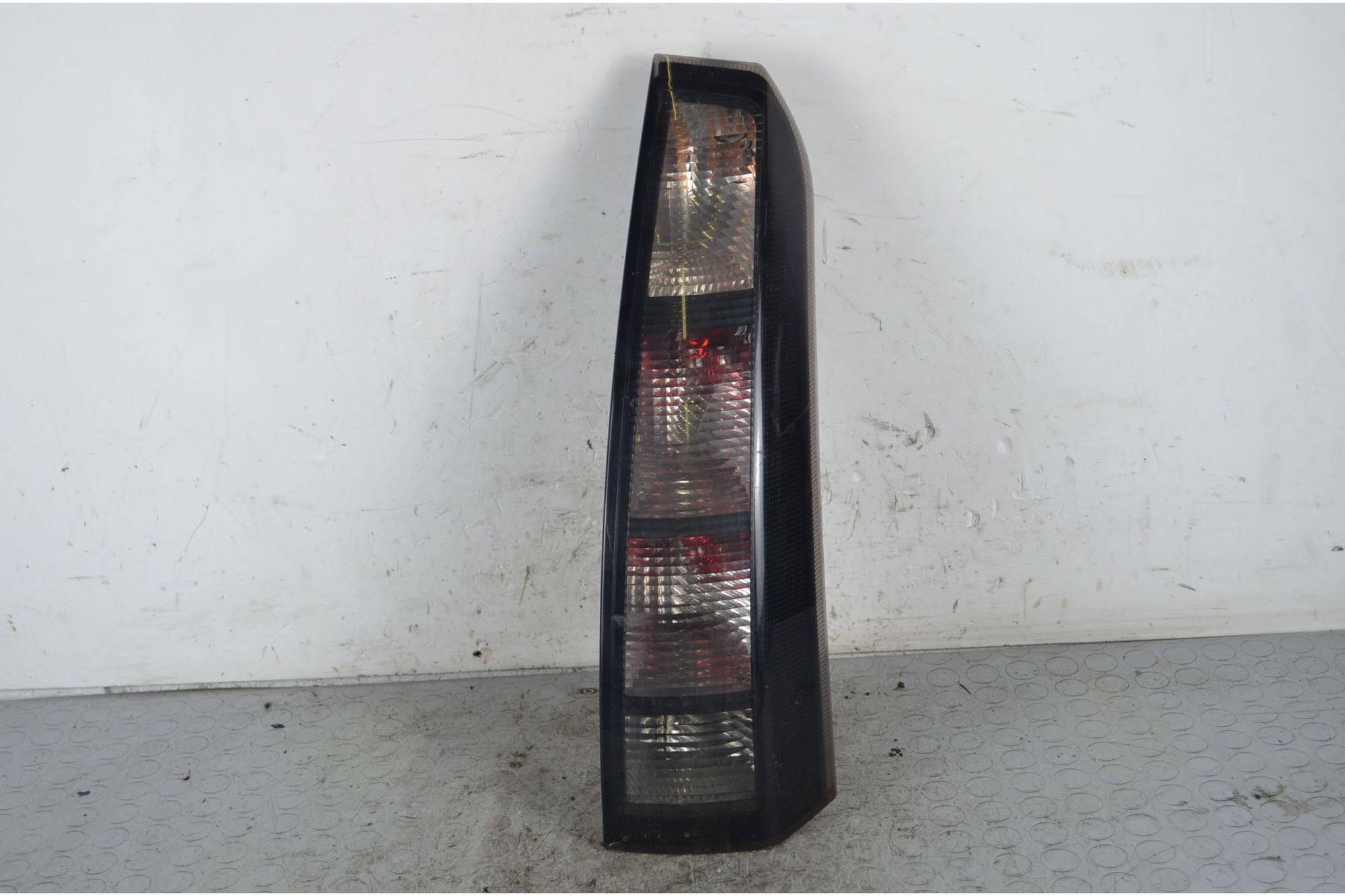 Fanale stop posteriore DX Opel Meriva A Dal 2003 al 2010 Cod OE 93187880  1737619785224