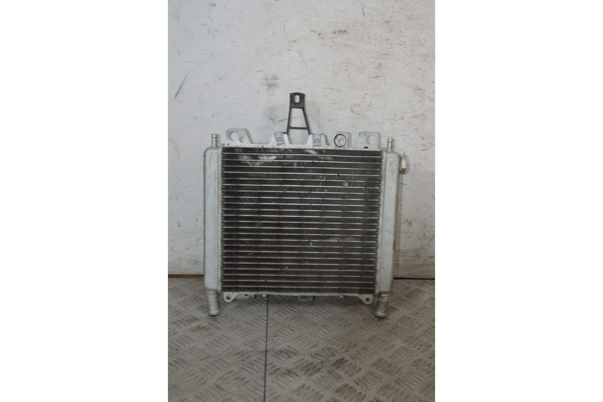 Radiatore Con Elettroventola Aprilia Scarabeo 500 dal 2007 al 2012  1737966498617
