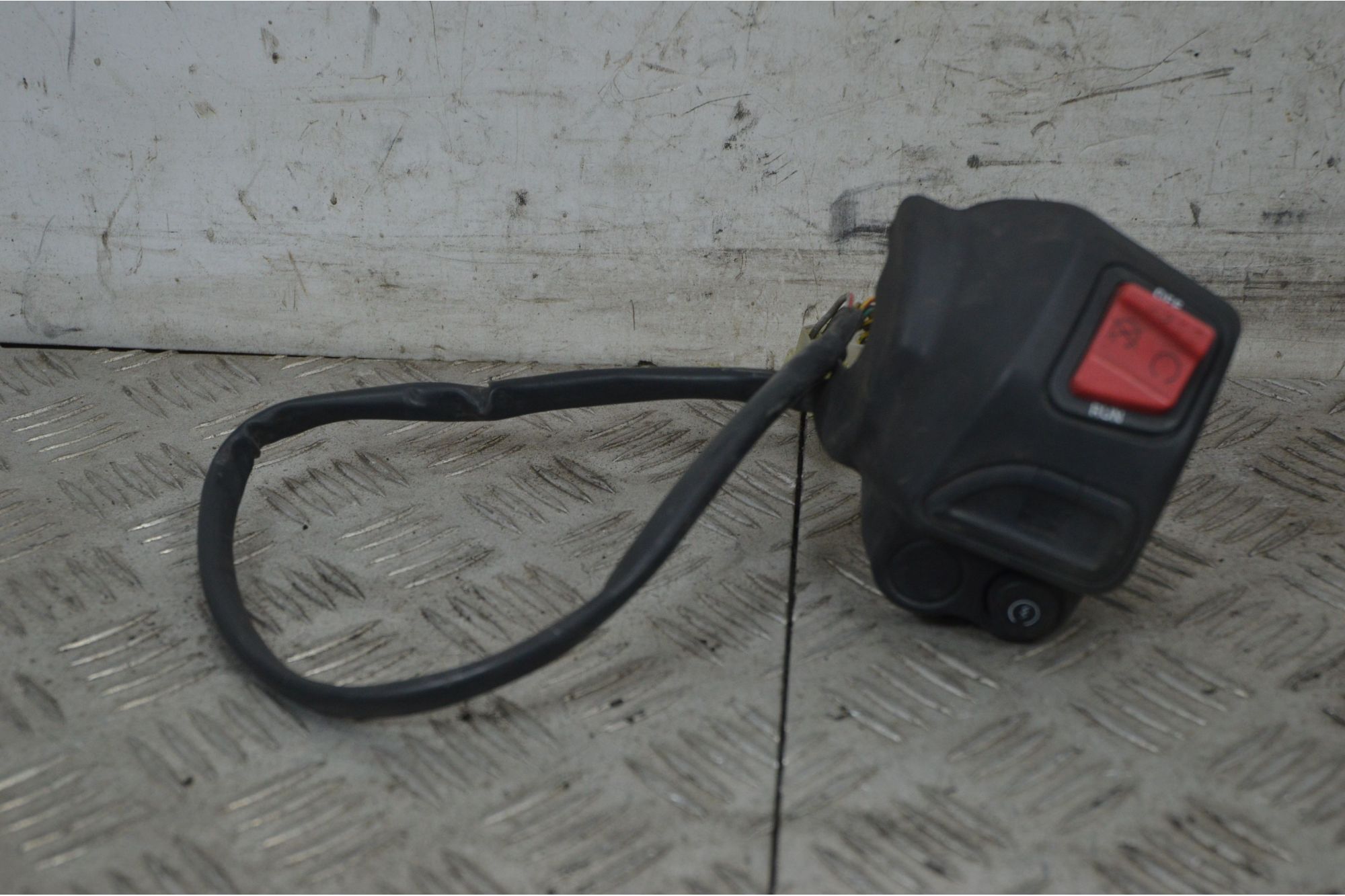 Commutatore Devio Luci Destro DX Aprilia Scarabeo 500 dal 2007 al 2012  1737973300330