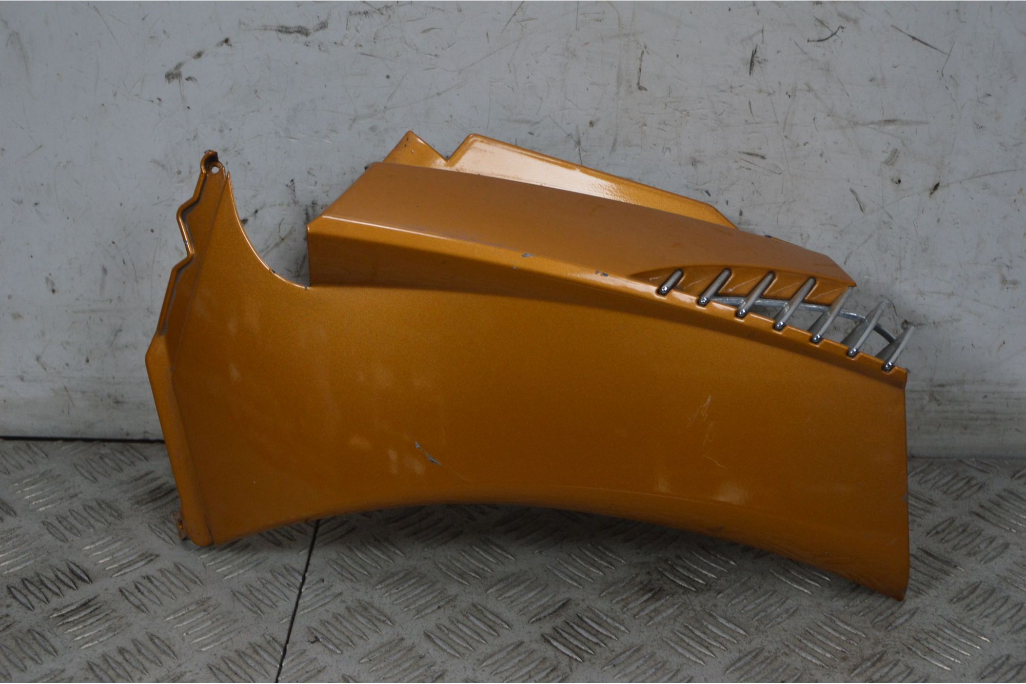 Carena Fianchetto Anteriore Scudo Sinistro Aprilia Scarabeo 500 dal 2007 al 2012  1737978771227