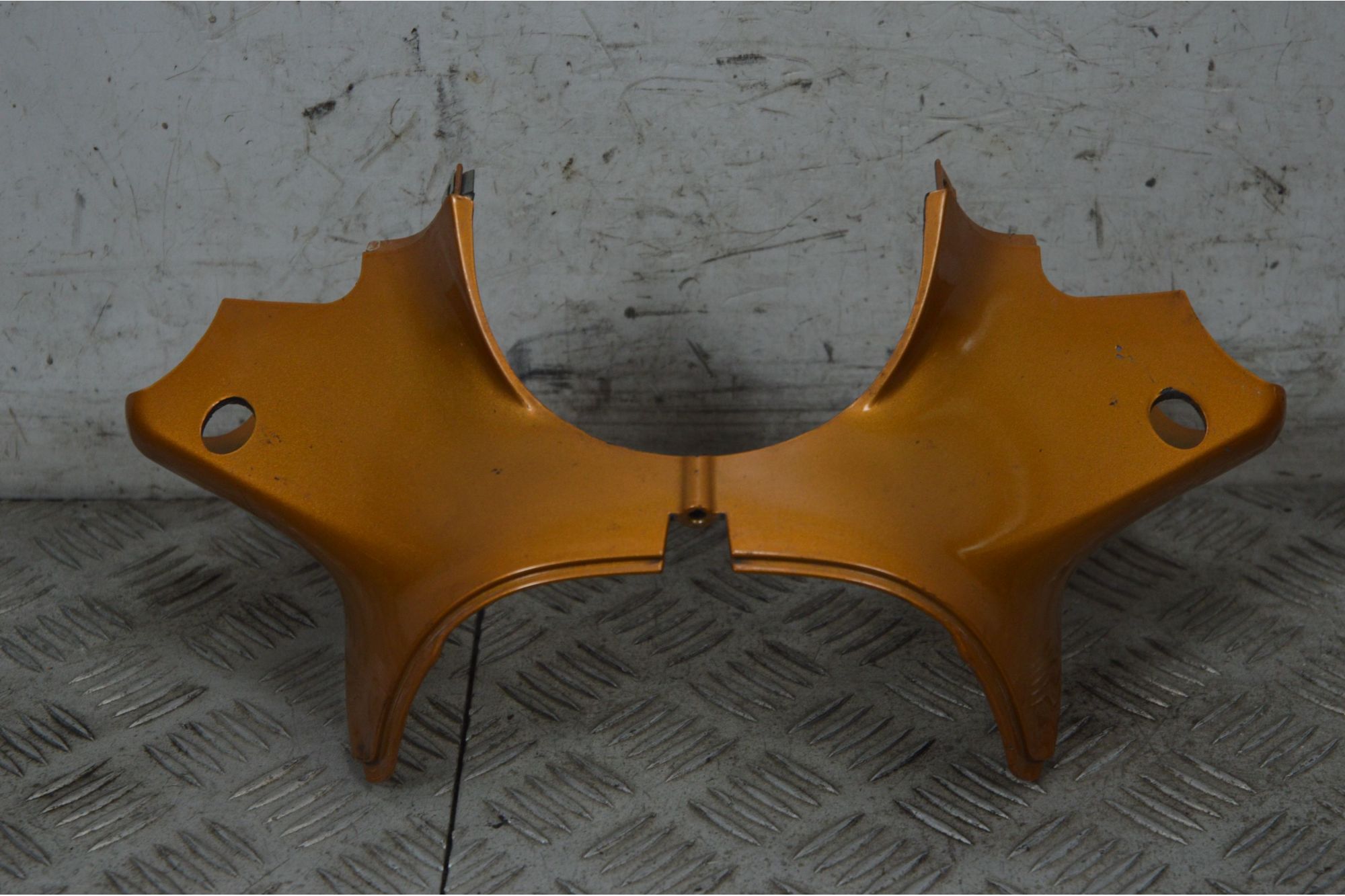 Carena Coprimanubrio Inferiore Aprilia Scarabeo 500 dal 2007 al 2012  1737984174586