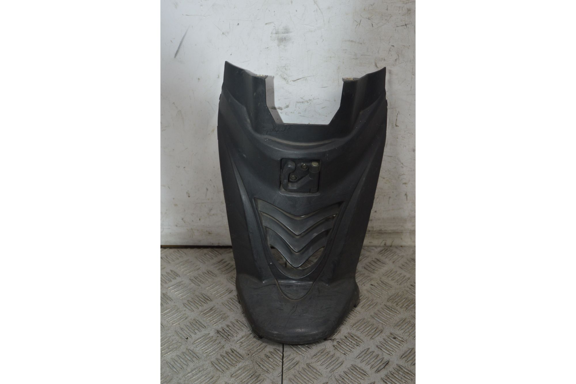 Carena Tappo Ispezione Kymco People One 125 / 150 Dal 2016 al 2018  1738226606544