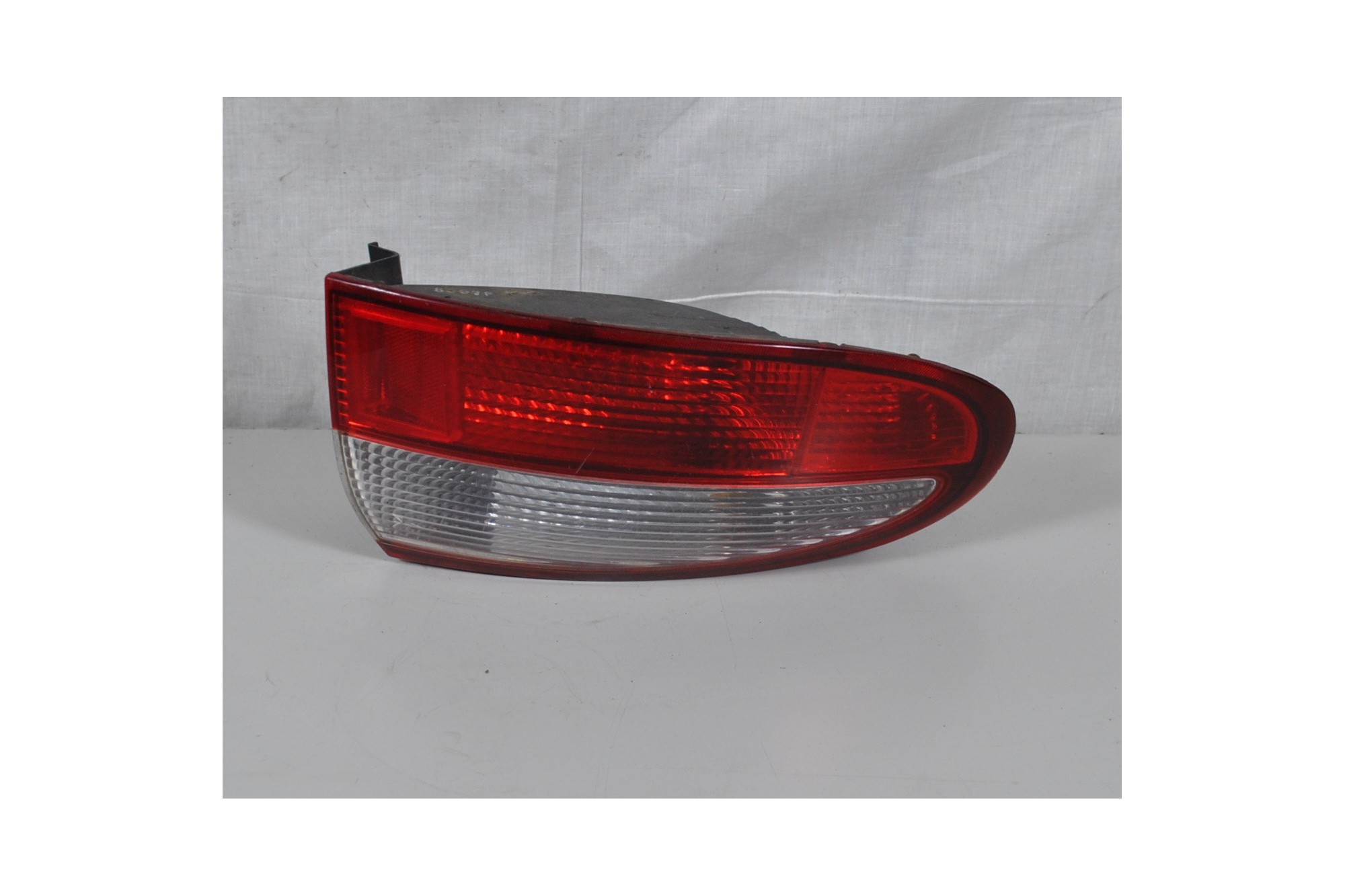 Fanale stop posteriore esterno SX Daewoo Lanos Dal 1997 al 2007 Cod. 03-3268L  1619183317295