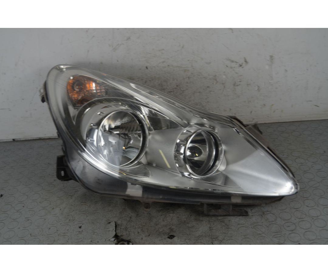 Faro Anteriore DX Opel Corsa D Dal 2006 al 2014 Cod 93189366 1738659237773 Faro Anteriore DX Opel Corsa D Dal 2006 al 2014 Cod 93189366 1738659237773