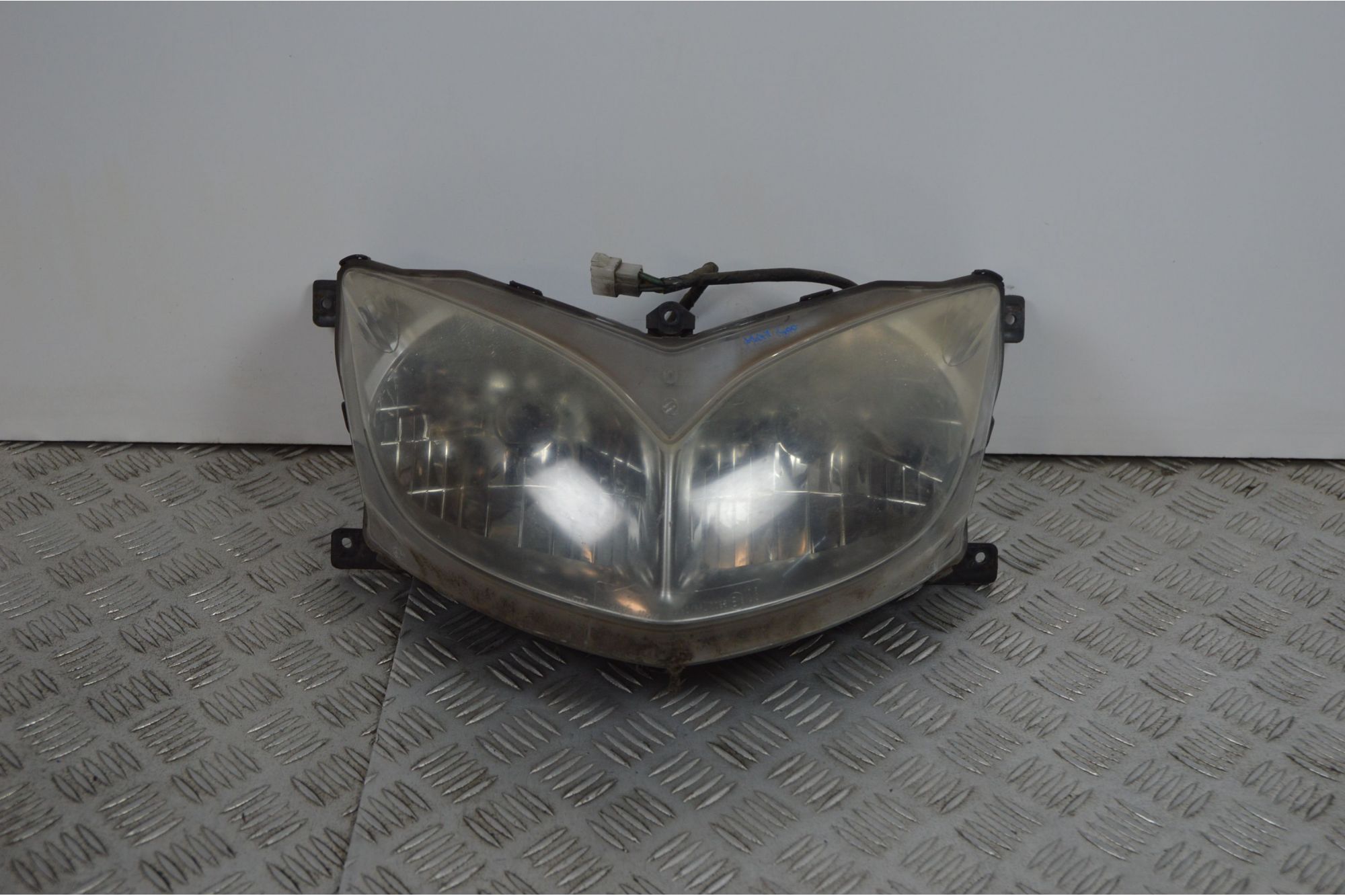 Faro Fanale Anteriore Yamaha Majesty 400 dal 2004 al 2008  1738772322844