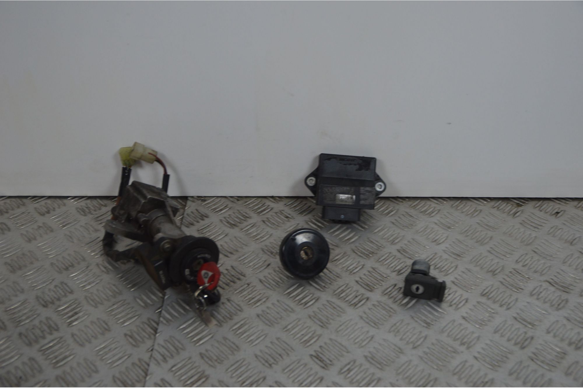 Kit Chiave Yamaha X-Max XMax 250 Dal 2010 al 2013 Cod 37P0  1738834532037