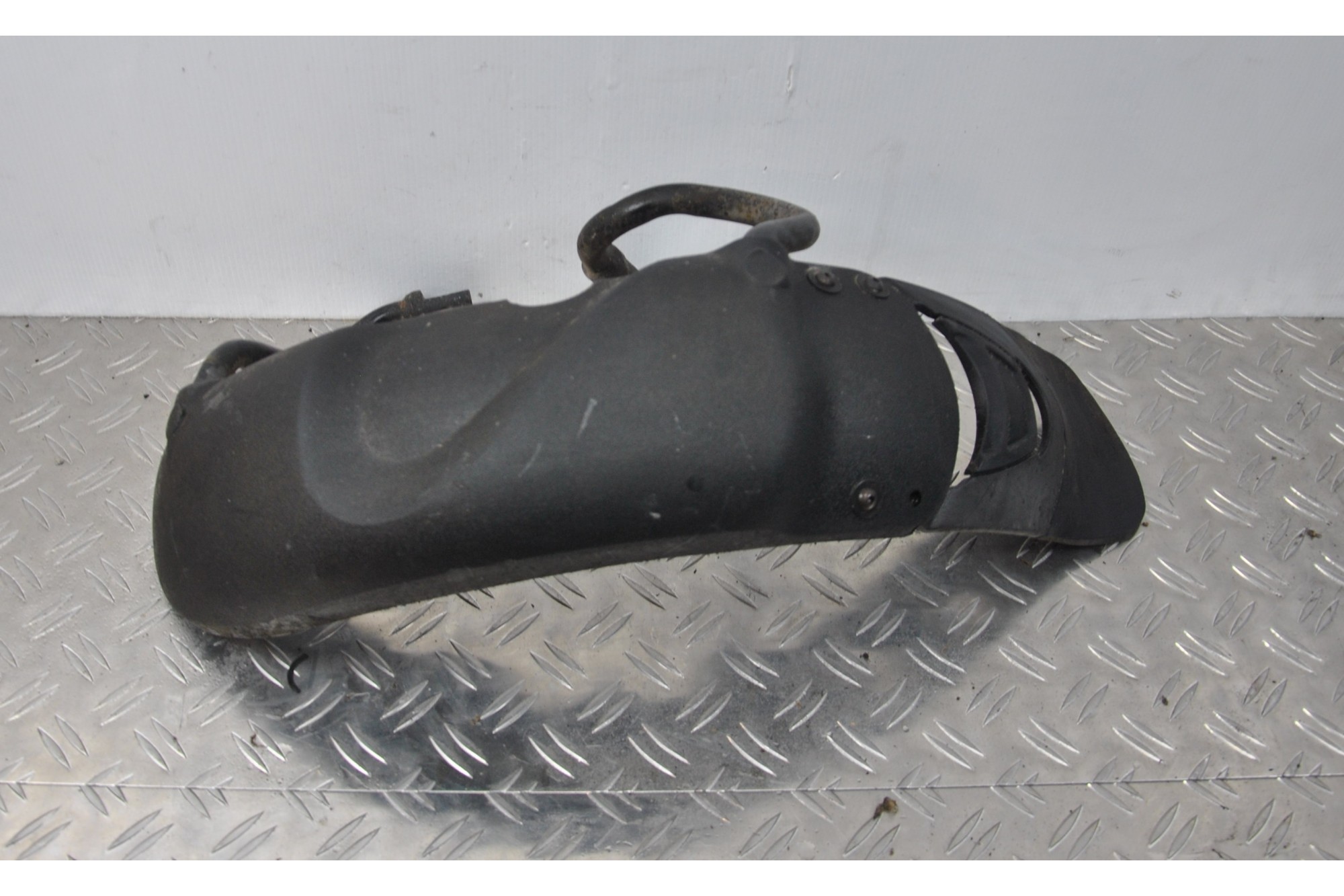 Carena Parafango Anteriore Sinistro Piaggio MP3 300 Hibryd dal 2010 al 2016 cod 651311  1619443584610