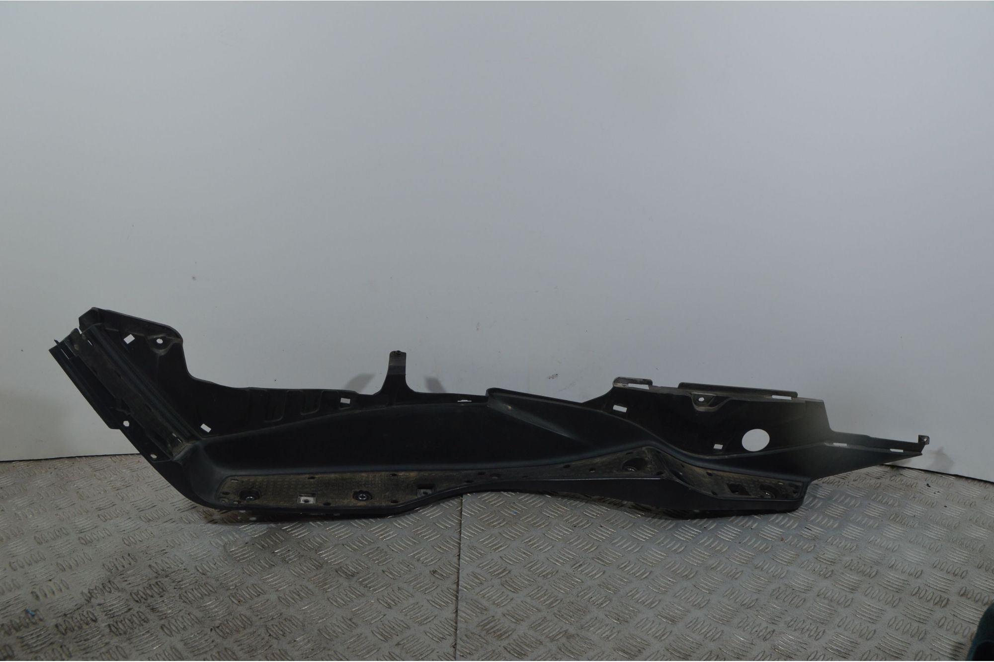 Carena Pedana Poggiapiedi Sinistro Sx Suzuki Burgman 400 K7 Dal 2006 al 2007  1739438755679