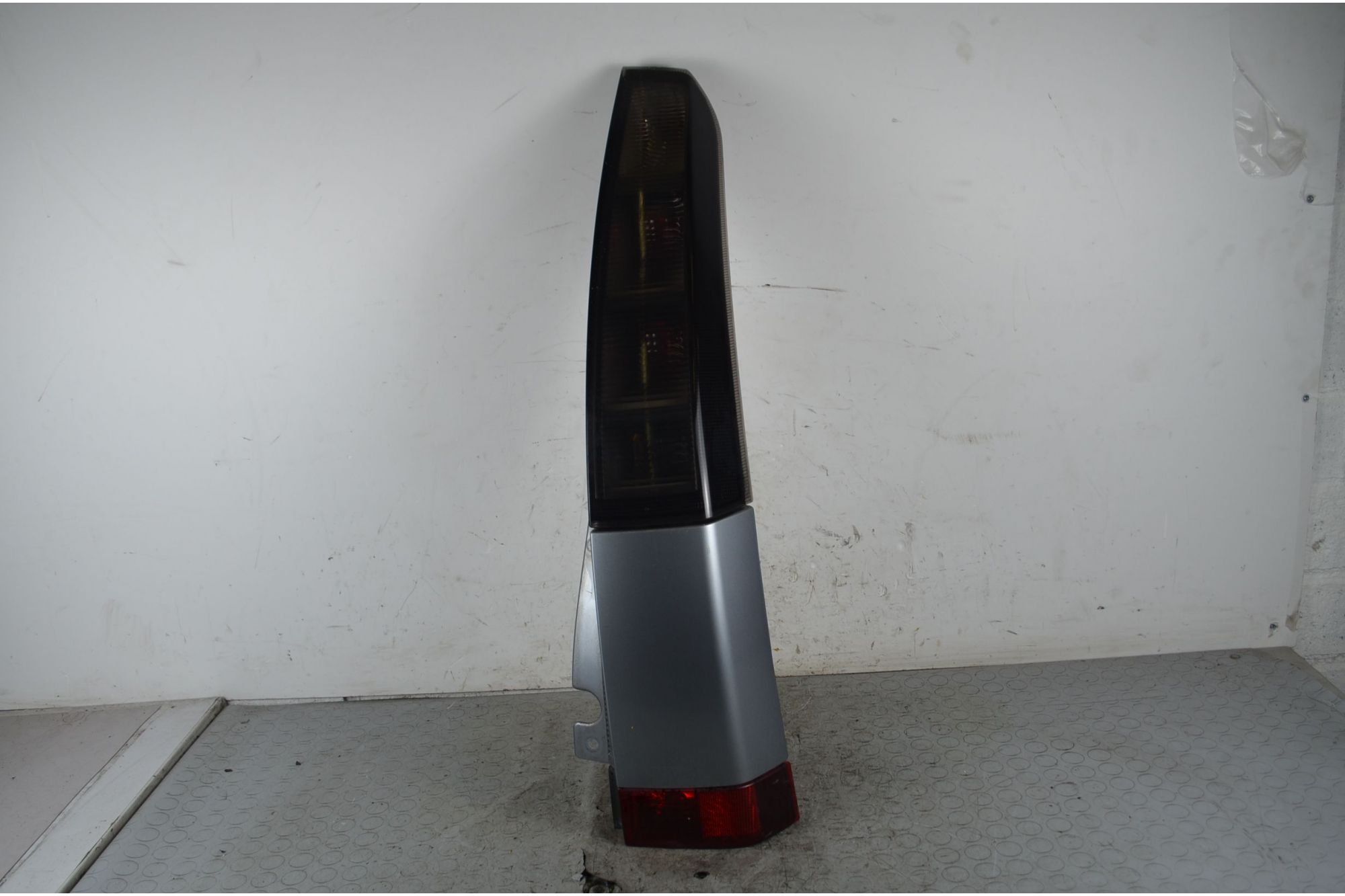 Fanale stop posteriore DX Opel Meriva A Dal 2003 al 2010 Cod 93187880  1739442440042