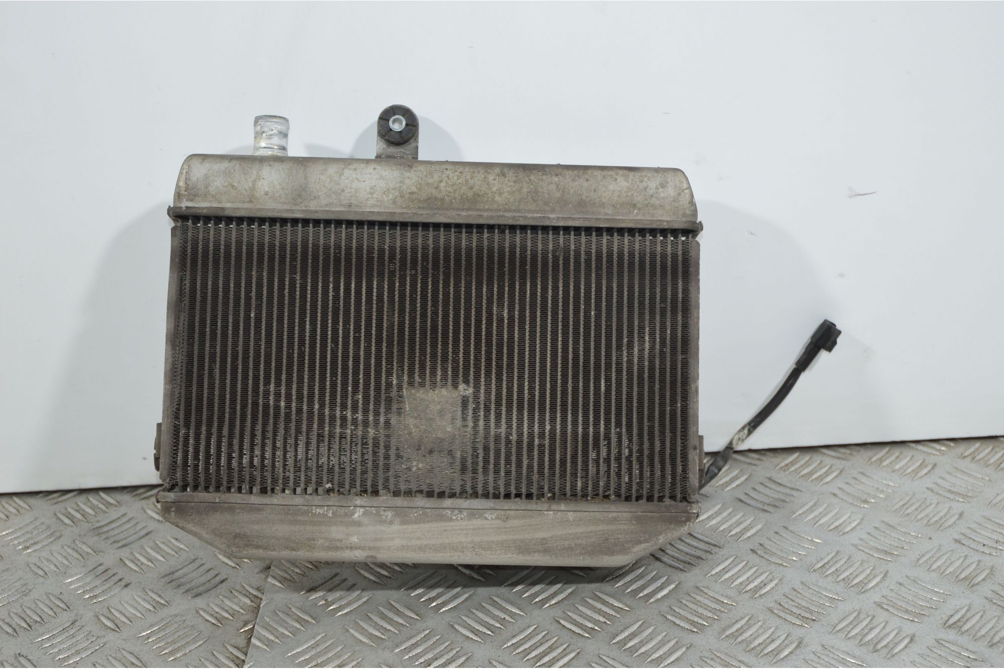 Radiatore Con Elettroventola Suzuki Burgman 400 K7 dal 2007 al 2013  1739444401652