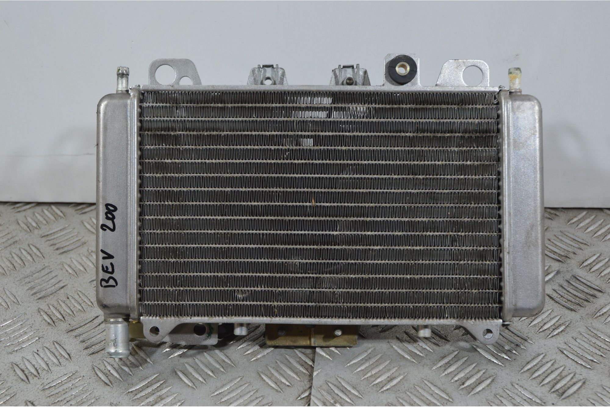 Radiatore Con Elettroventola Piaggio Beverly 200 dal 2001 al 2010  1739446329022
