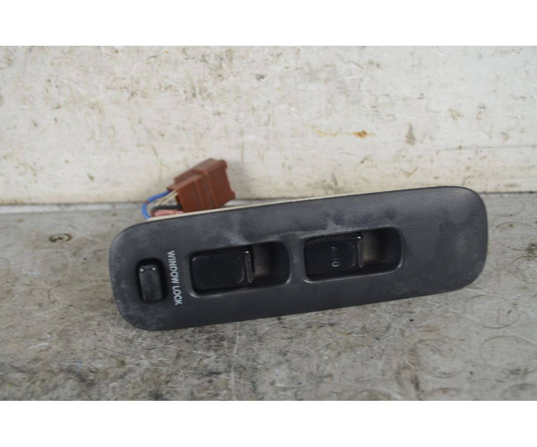Pulsantiera Alzacristalli Anteriore SX Suzuki Baleno Dal 1995 al 2001 Cod 027-0V5D 1739786836822 Pulsantiera Alzacristalli Anteriore SX Suzuki Baleno Dal 1995 al 2001 Cod 027-0V5D 1739786836822