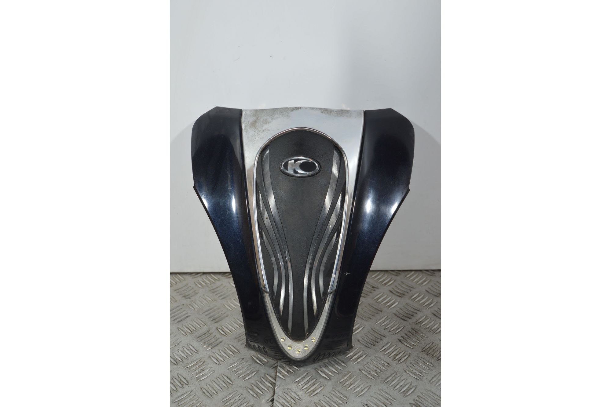 Carena Scudetto Anteriore Kymco People One 125 / 150 Dal 2016 Al 2018  1739800820035