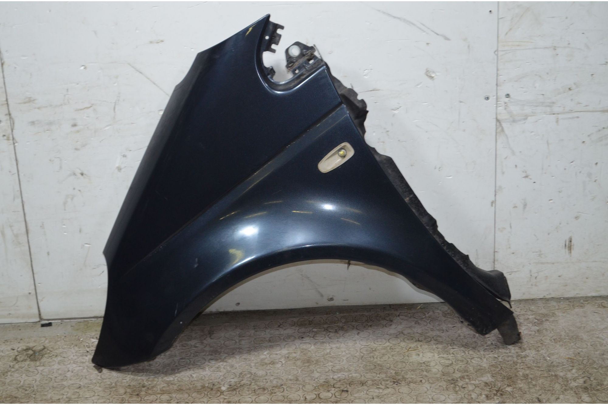 Parafango Anteriore SX Mercedes Vaneo W414 Dal 2001 al 2004 Cod A4148810001  1739875986261