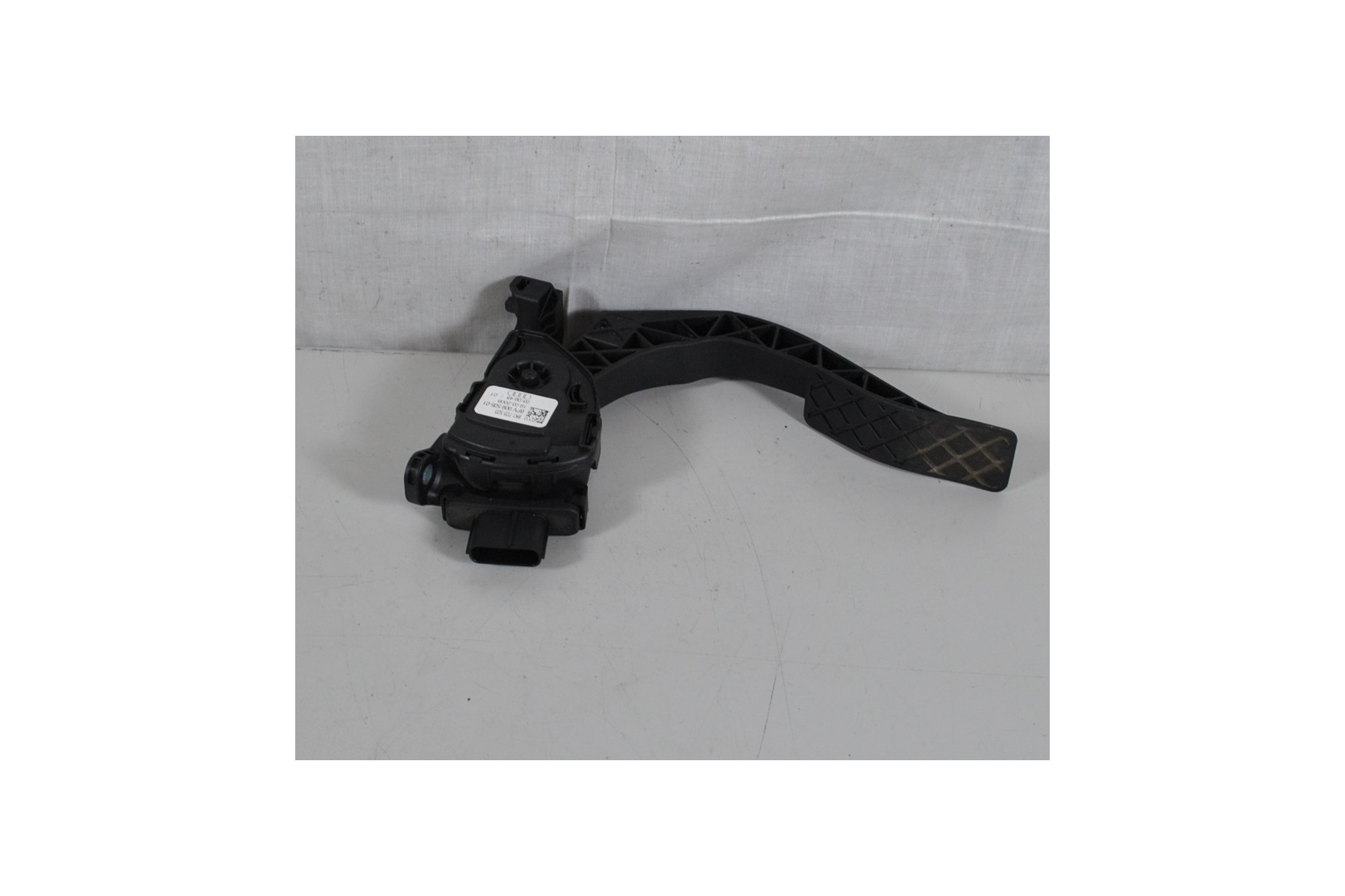 Pedale acceleratore Audi A4 Dal 2004 al 2008 Cod. 8K1723523  1619530052855