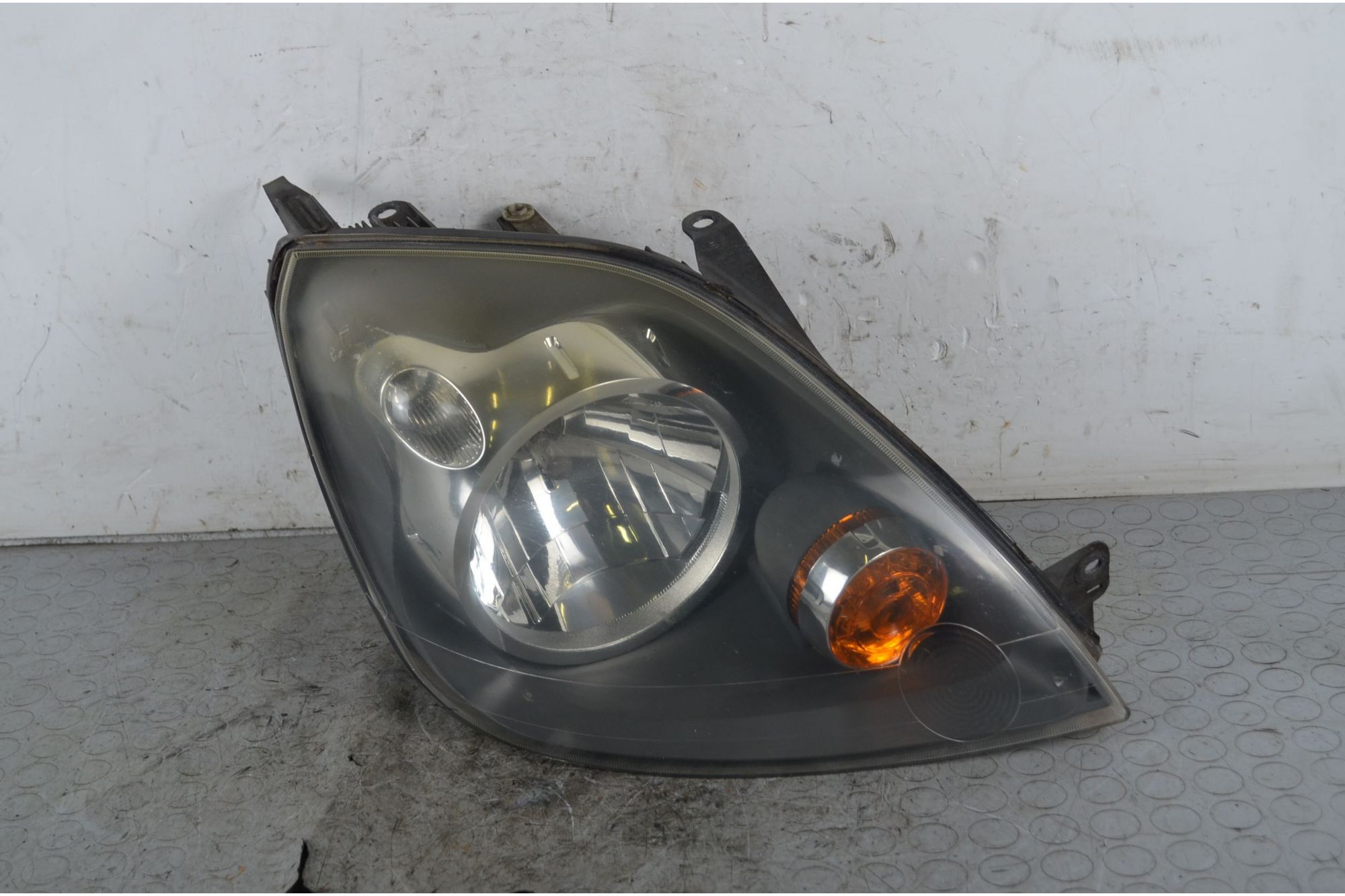 Faro Anteriore DX Ford Fiesta V Dal 2002 al 2008 Cod 1415694  1739978256810