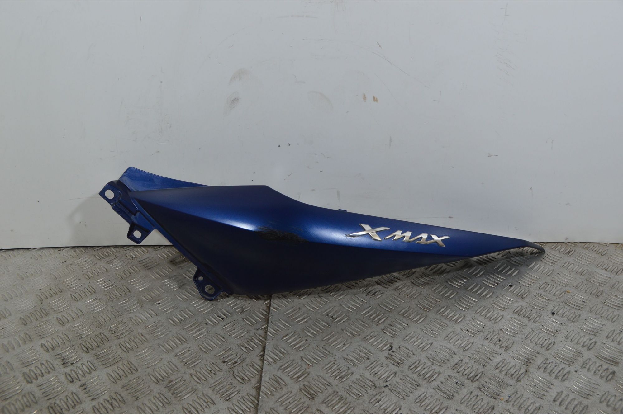 Carena Fianchetto Sinistro Sx Yamaha Xmax X-max 300 dal 2017 al 2020  1740041600676