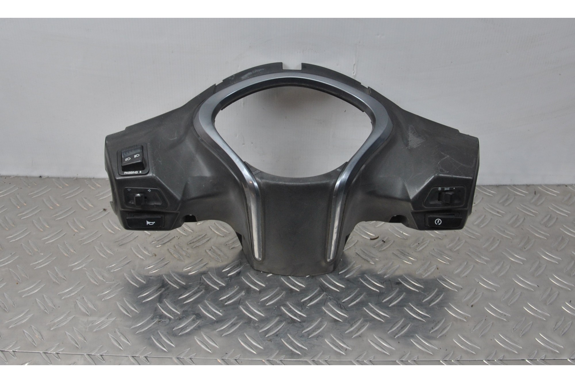 Carena Porta strumentazione Kymco People One 125 dal 2016 al 2018  1619534008377