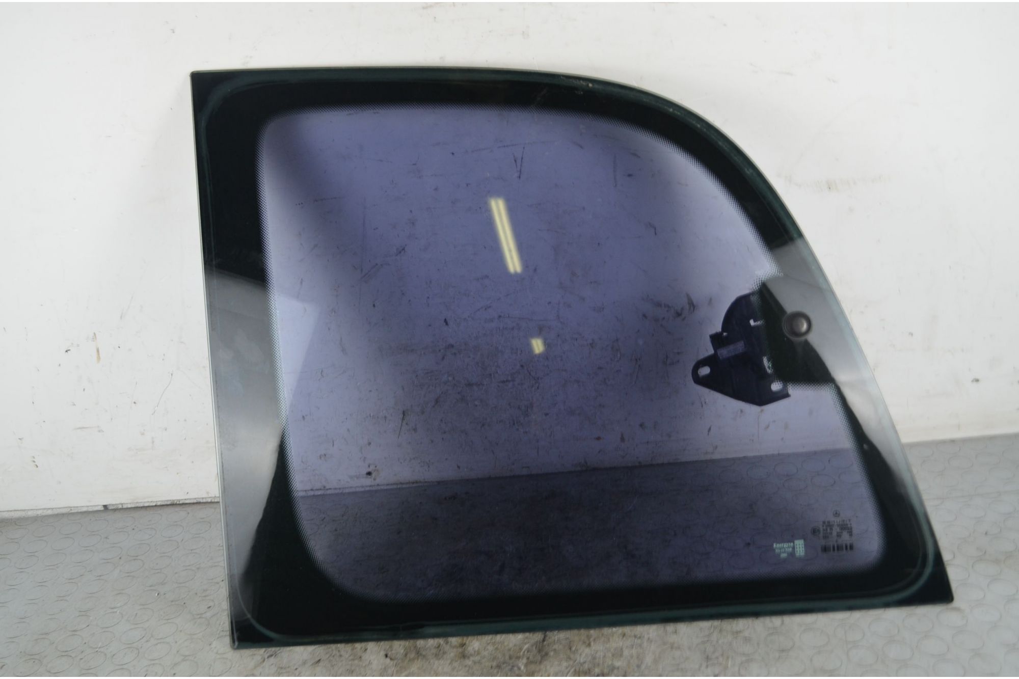 Vetro orientabile posteriore SX Mercedes Vaneo Dal 2002 al 2005 Cod 43R-00022  1740045632864