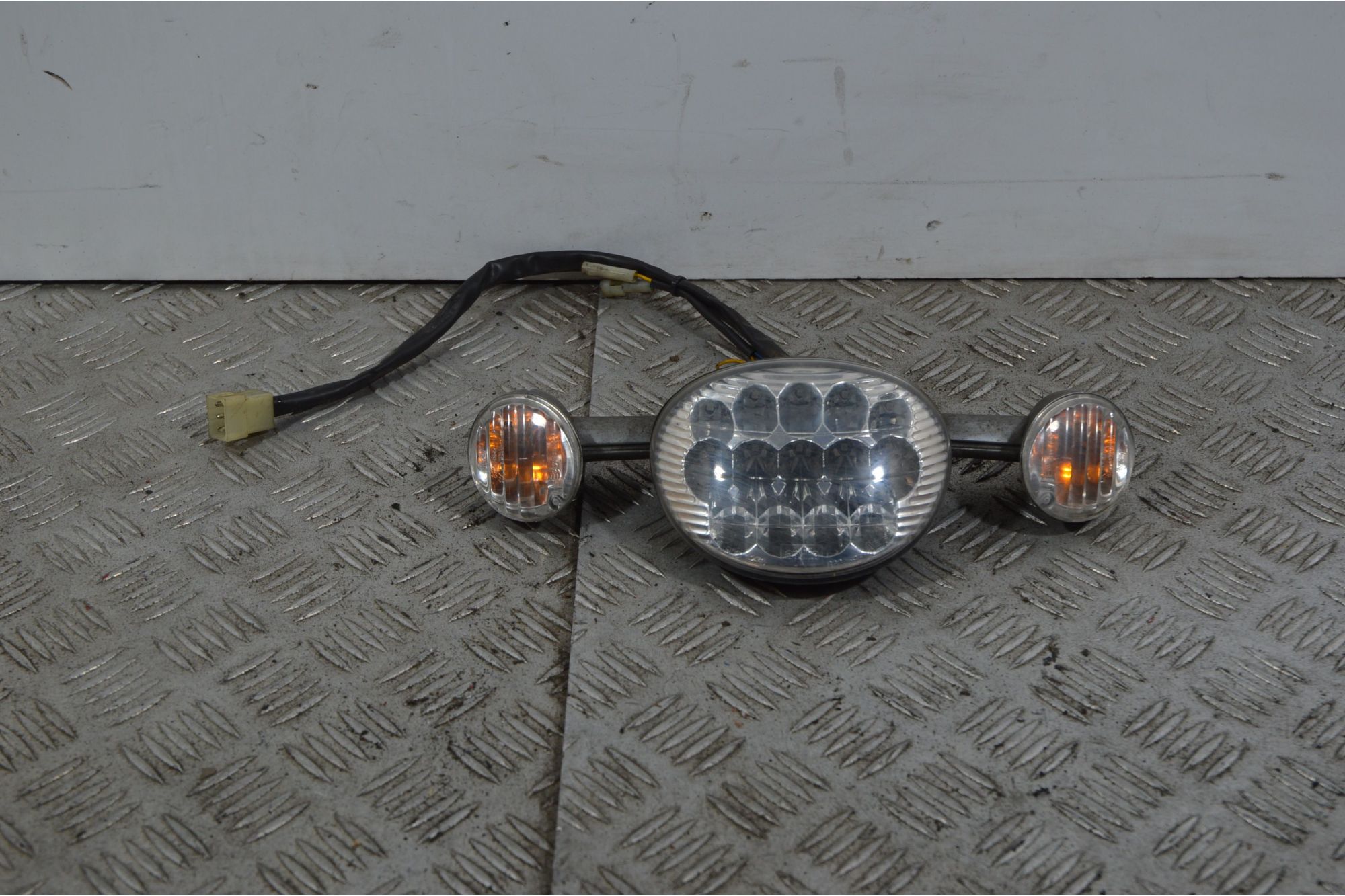 Fanale Stop Posteriore Aprilia Scarabeo 50 / 100 4T dal 2007 al 2019  1740047660728