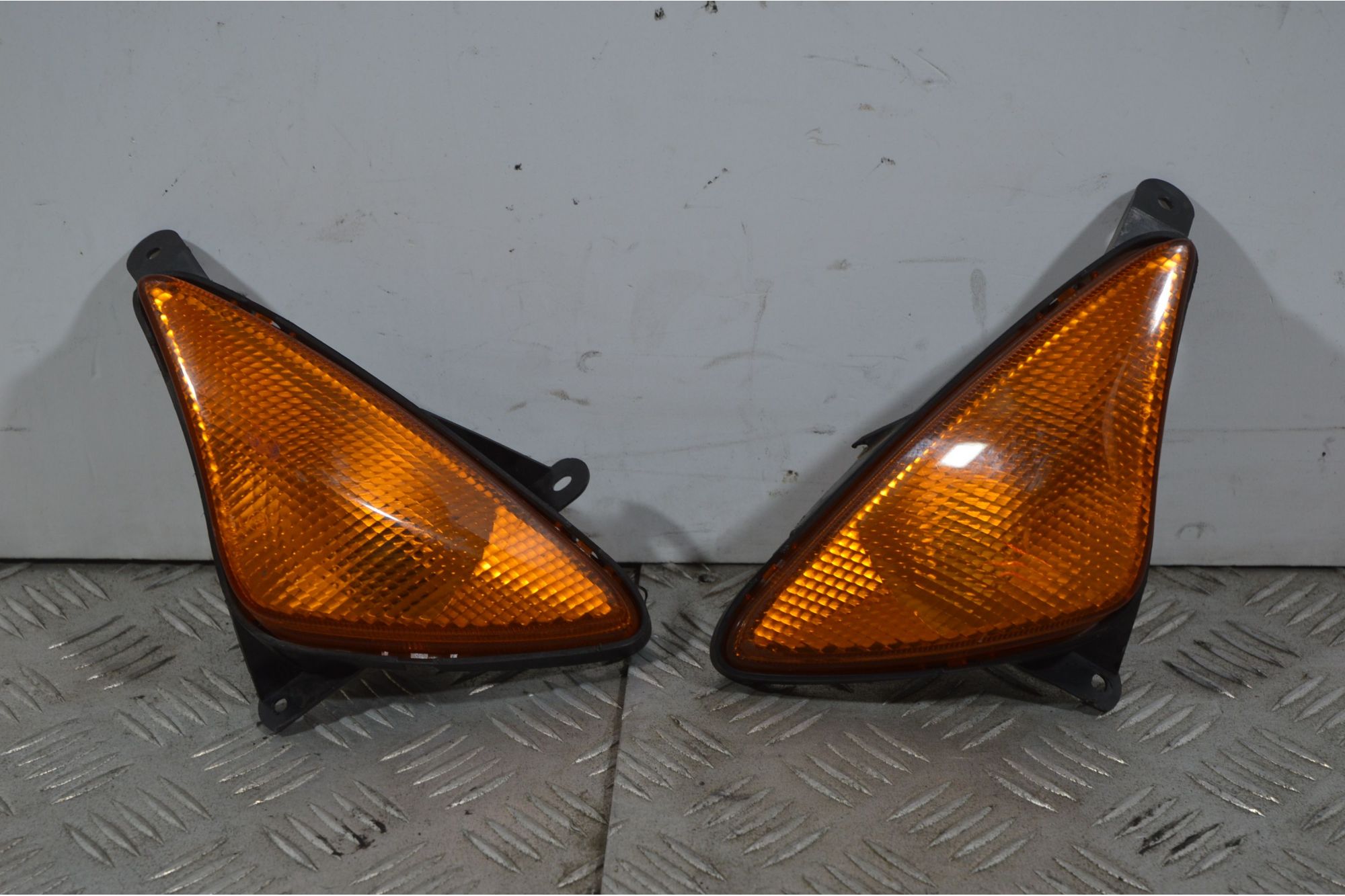 Coppia Frecce Anteriori Yamaha T-max Tmax 500 Dal 2001 al 2007  1740061881994