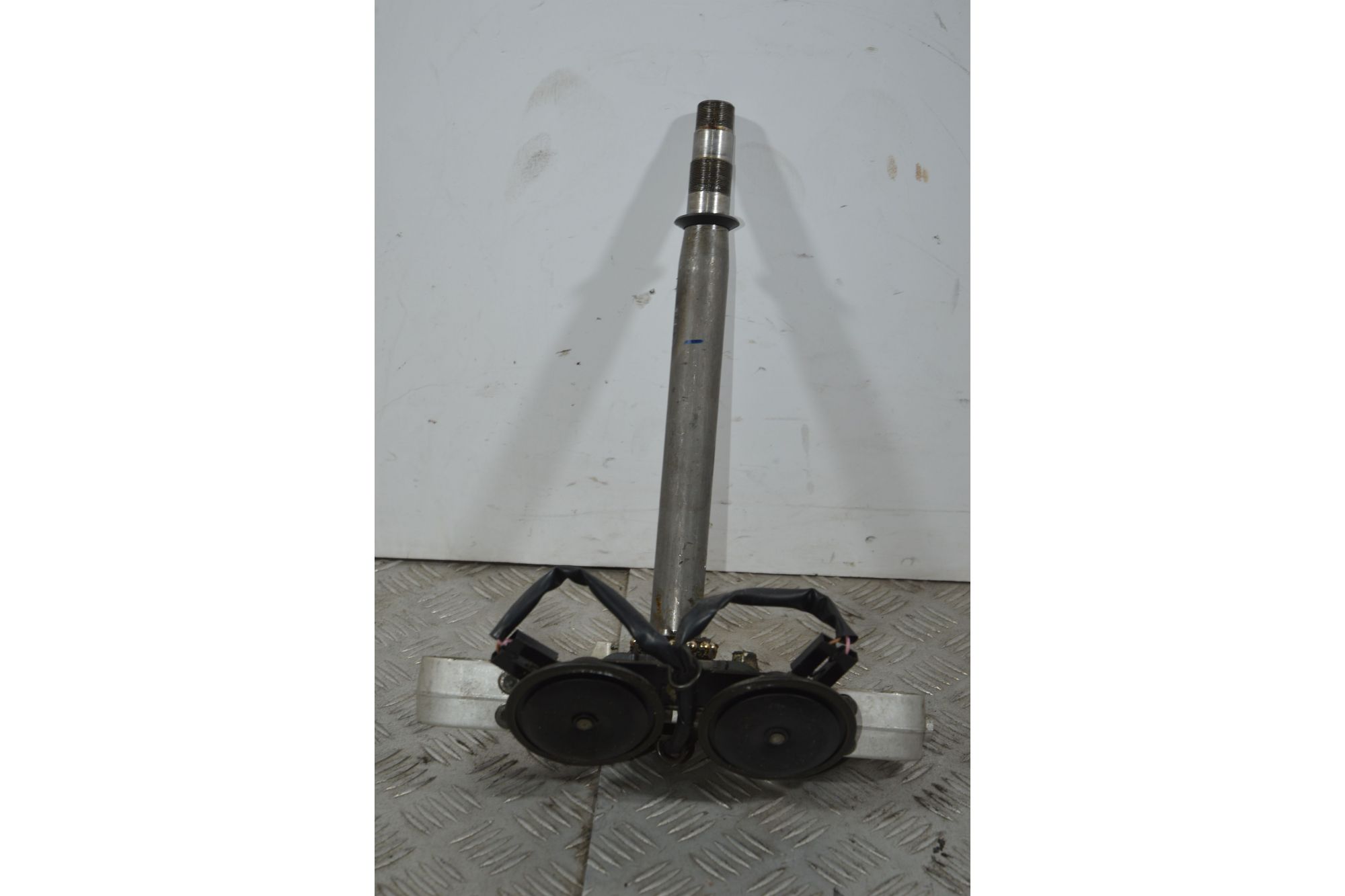 Cristo Piastra Inferiore Supporto Forcella Yamaha T-max Tmax 500 Dal 2001 al 2007  1740064591517