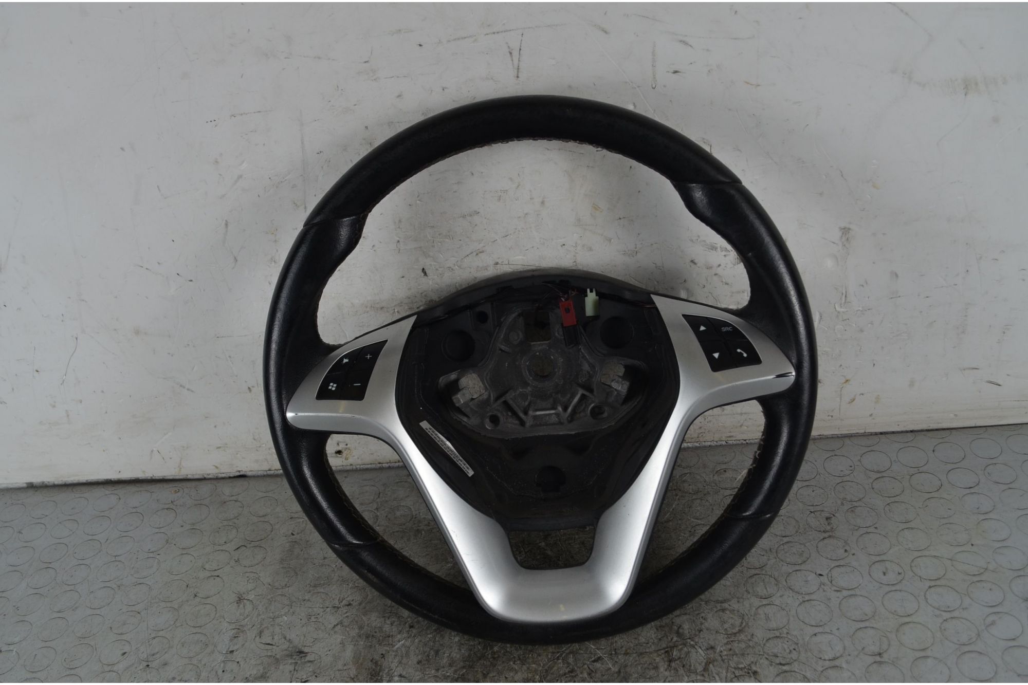 Volante Lancia Delta Dal 2008 al 2015 Cod CV701982NR  1740126122031