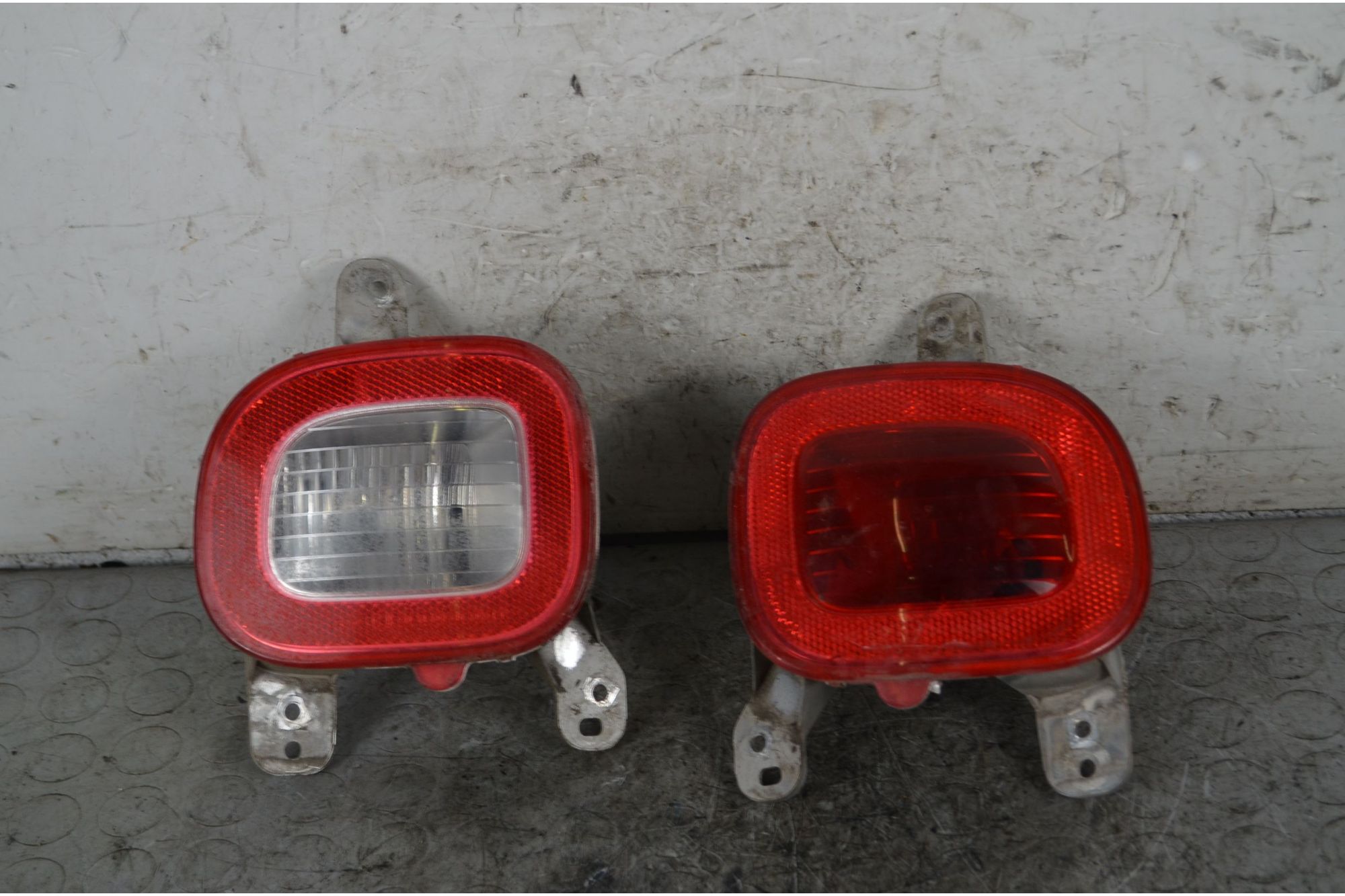 Fanali fendinebbia posteriori DX E SX Fiat Panda 312 Dal 2012 in poi Cod oe 51848138  1740128920369