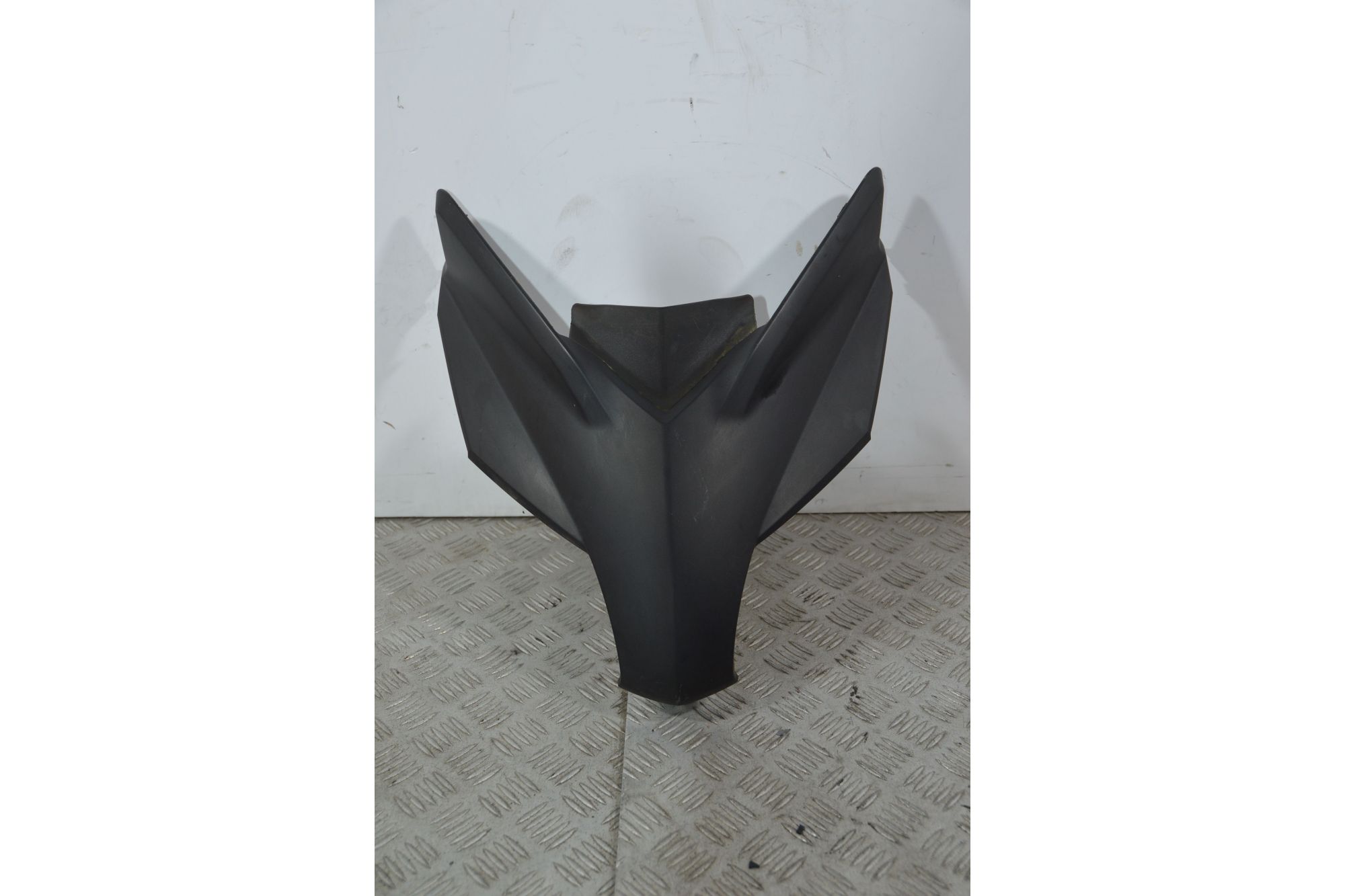 Carena Coperchio Scudo Anteriore Yamaha X-Max XMax 250 Dal 2010 al 2013 COD 37P-F836K-00  1740128267259