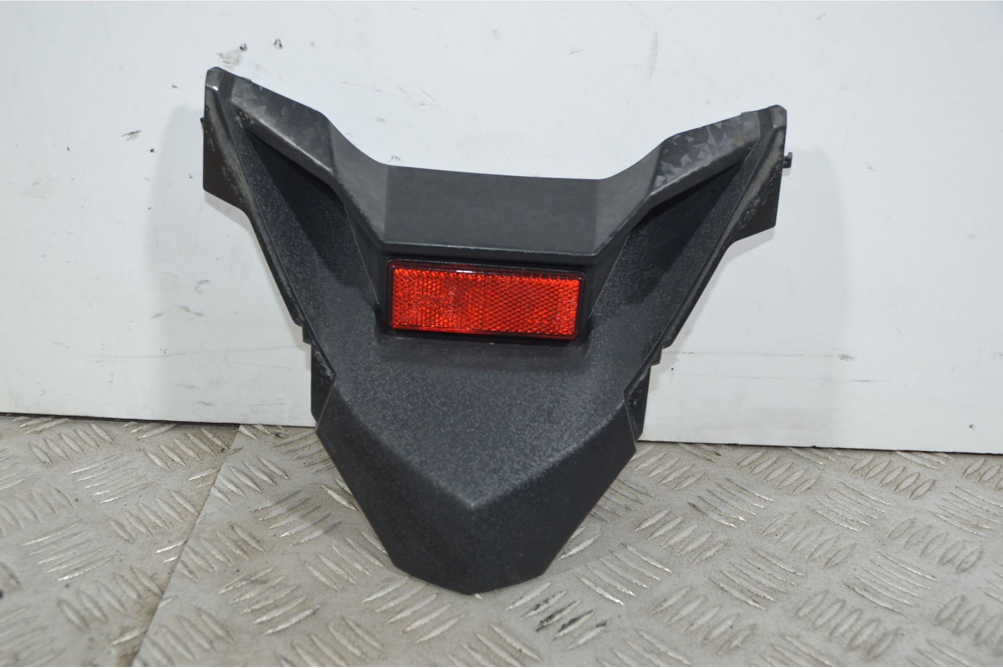 Carena Parafango Posteriore Yamaha Xmax X-max 300 dal 2017 al 2020 COD B74-F1651-00  1740131485633