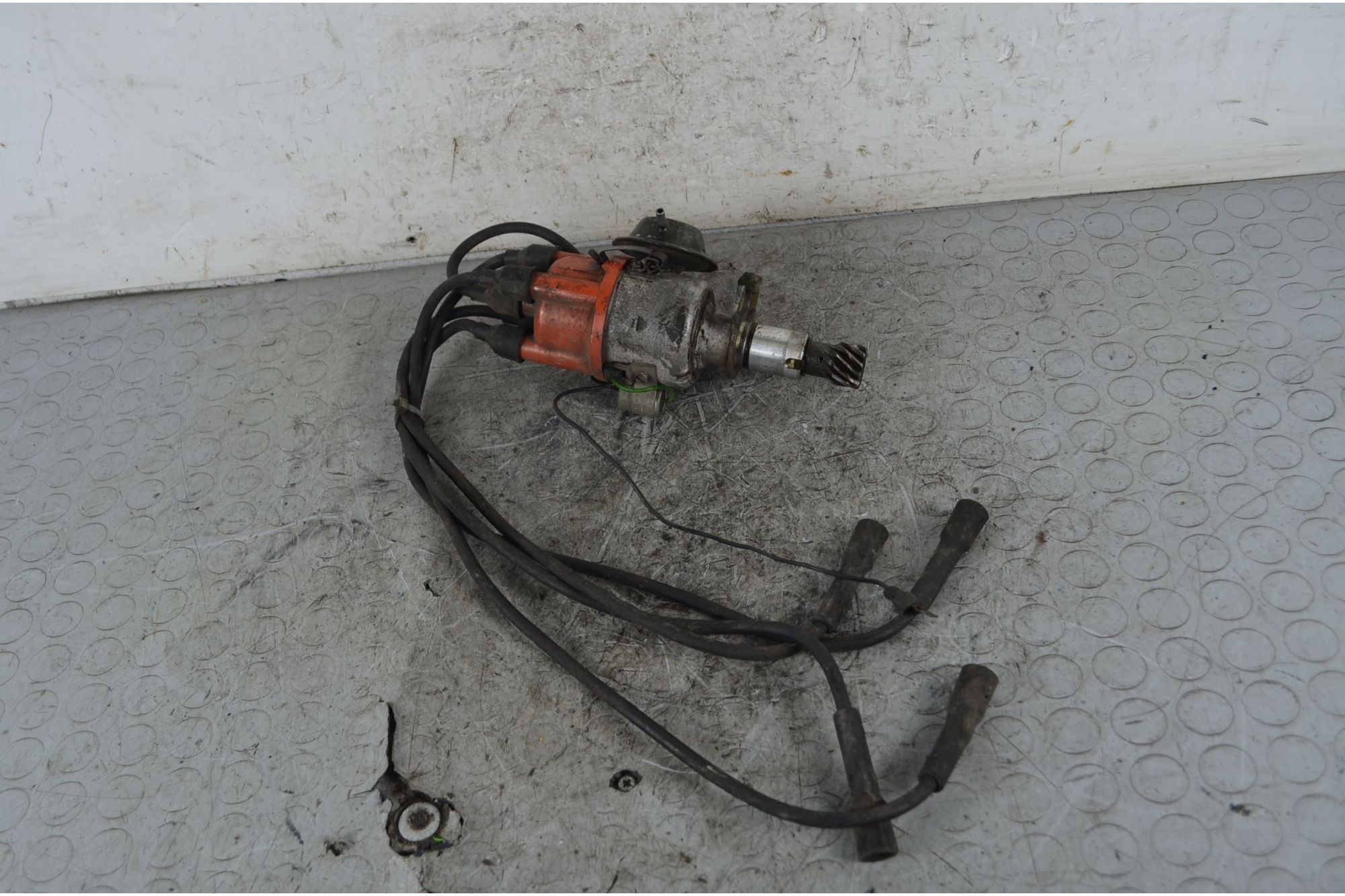 Spinterogeno distributore Ford Fiesta 1.1 Dal 1976 al 1983 Cod 0231170196  1740482654160