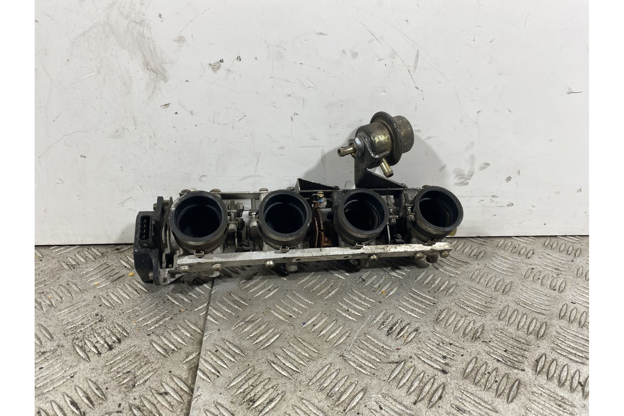 Gruppo Corpo Farfallato Con Regolatore e Sensore di Pressione BMW K1100 LT Dal 1992 Al 1998  1740497393511
